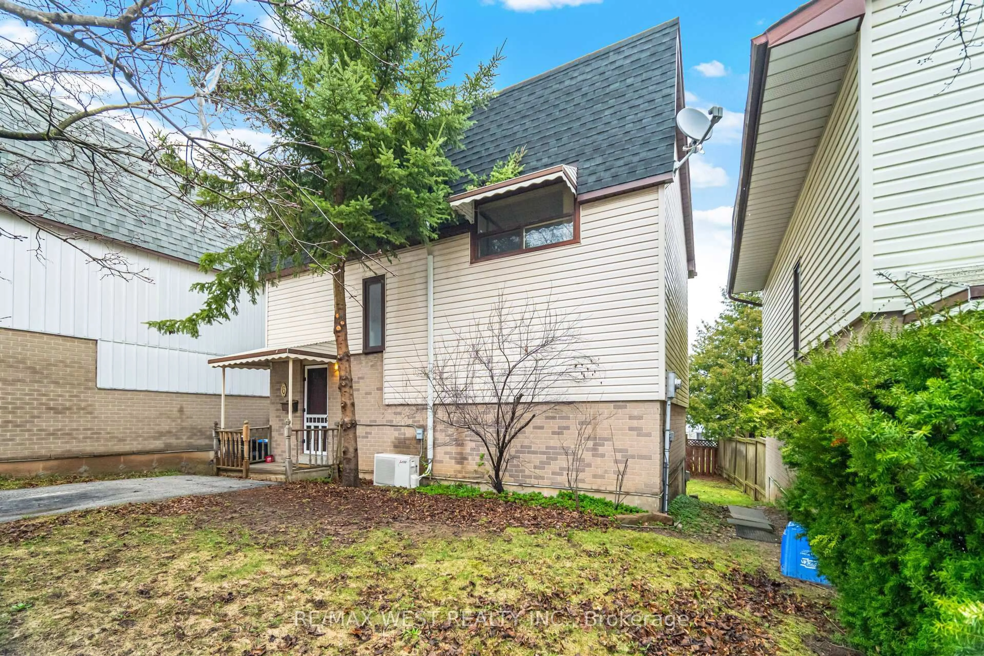 Unknown for 6 Hillpark Tr, Brampton Ontario L6S 1R1