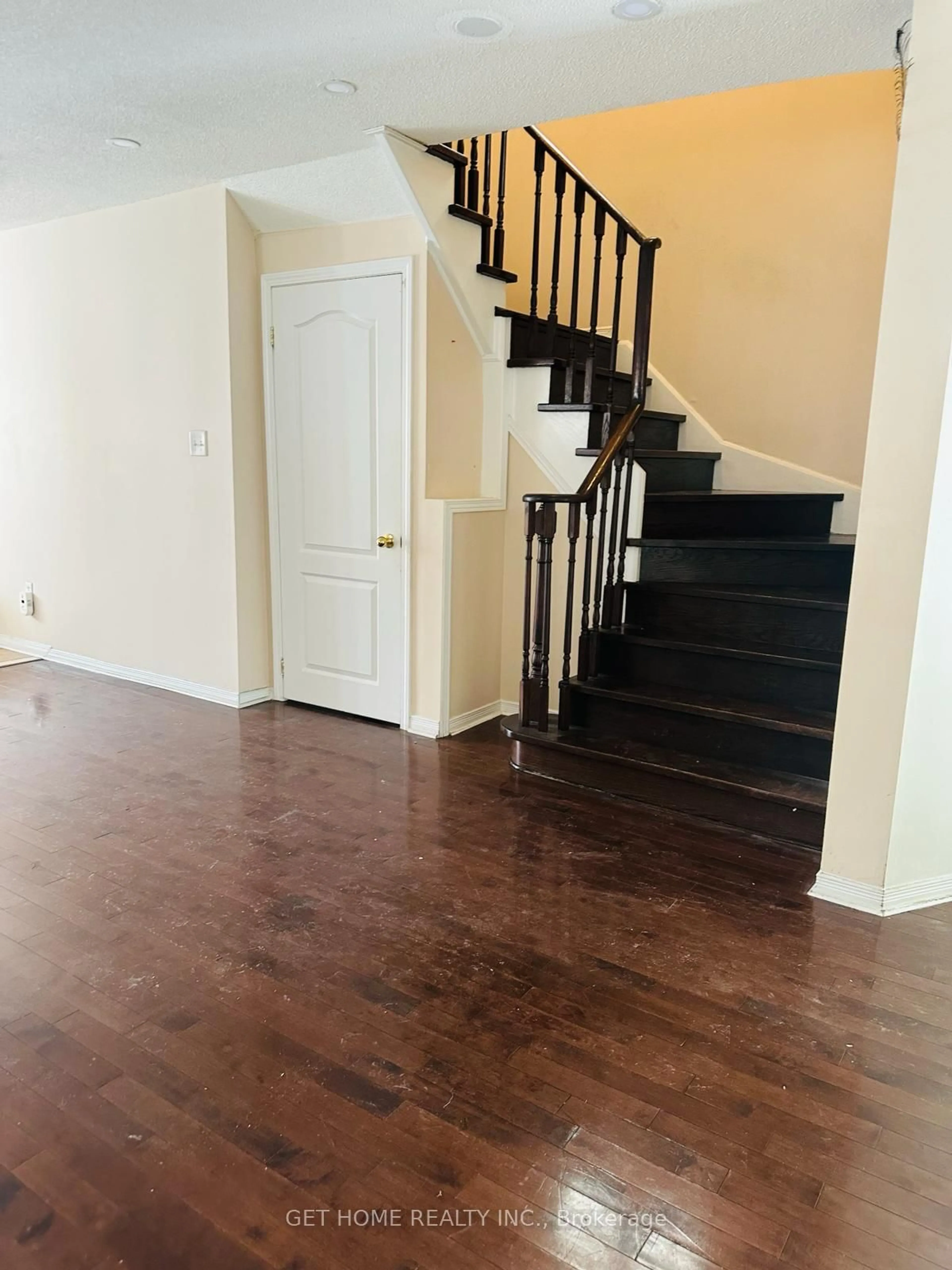 Unknown for 62 Charcoal Way, Brampton Ontario L6Y 5R9