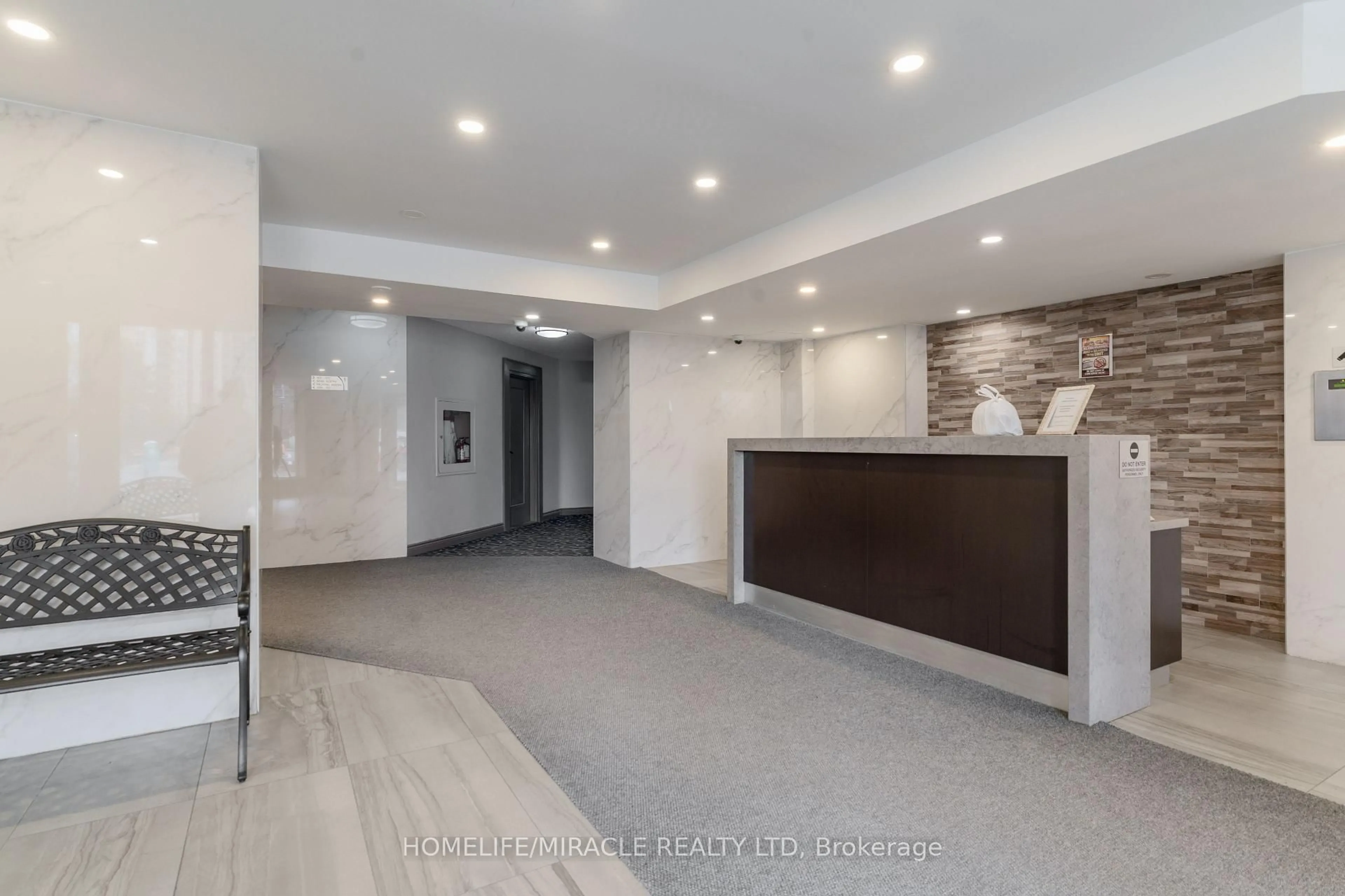 Indoor foyer for 234 Albion Rd #2203, Toronto Ontario M9W 6A5