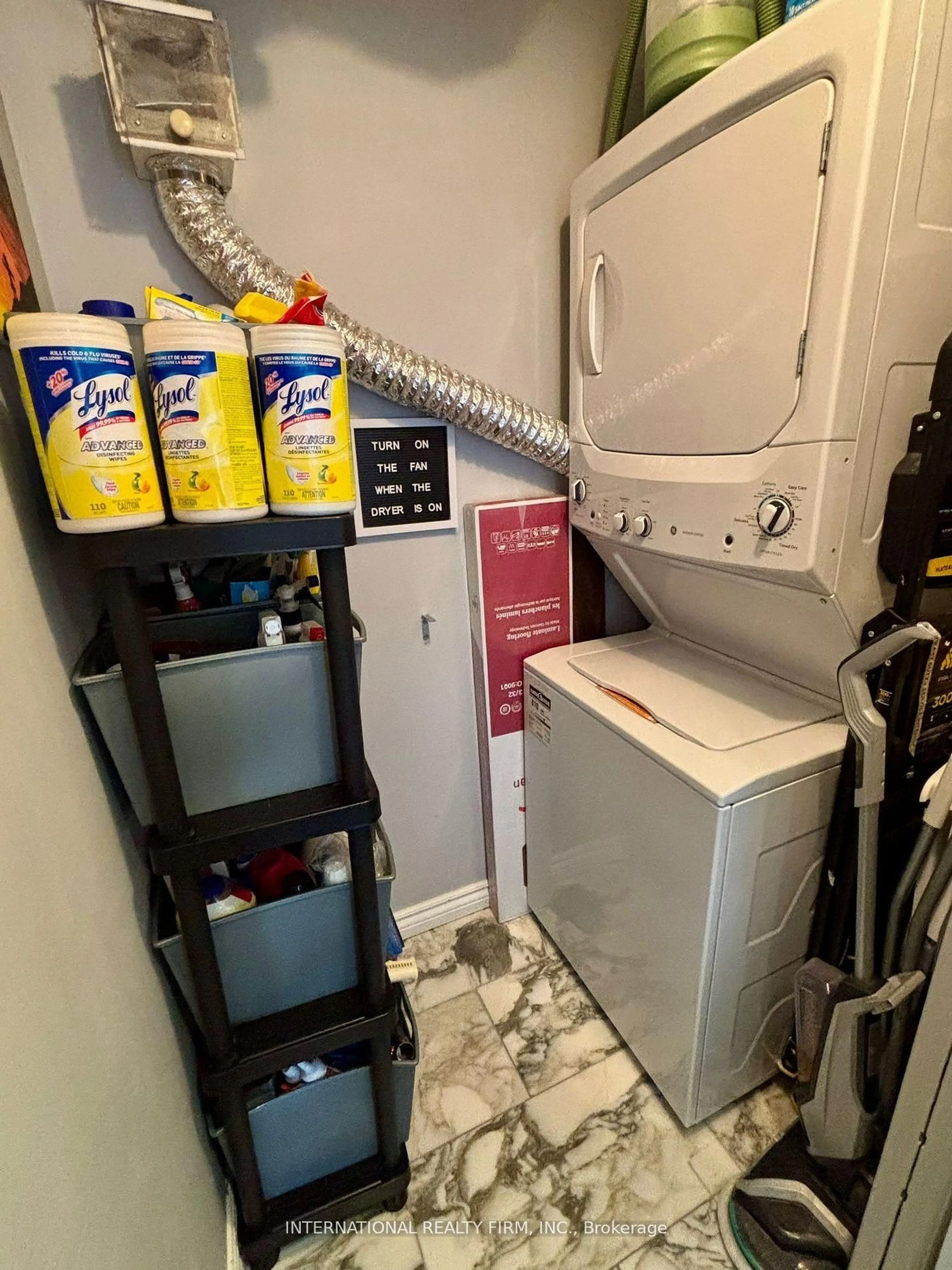 Laundry room for 145 Hillcrest Ave #2310, Mississauga Ontario L5B 3Z1