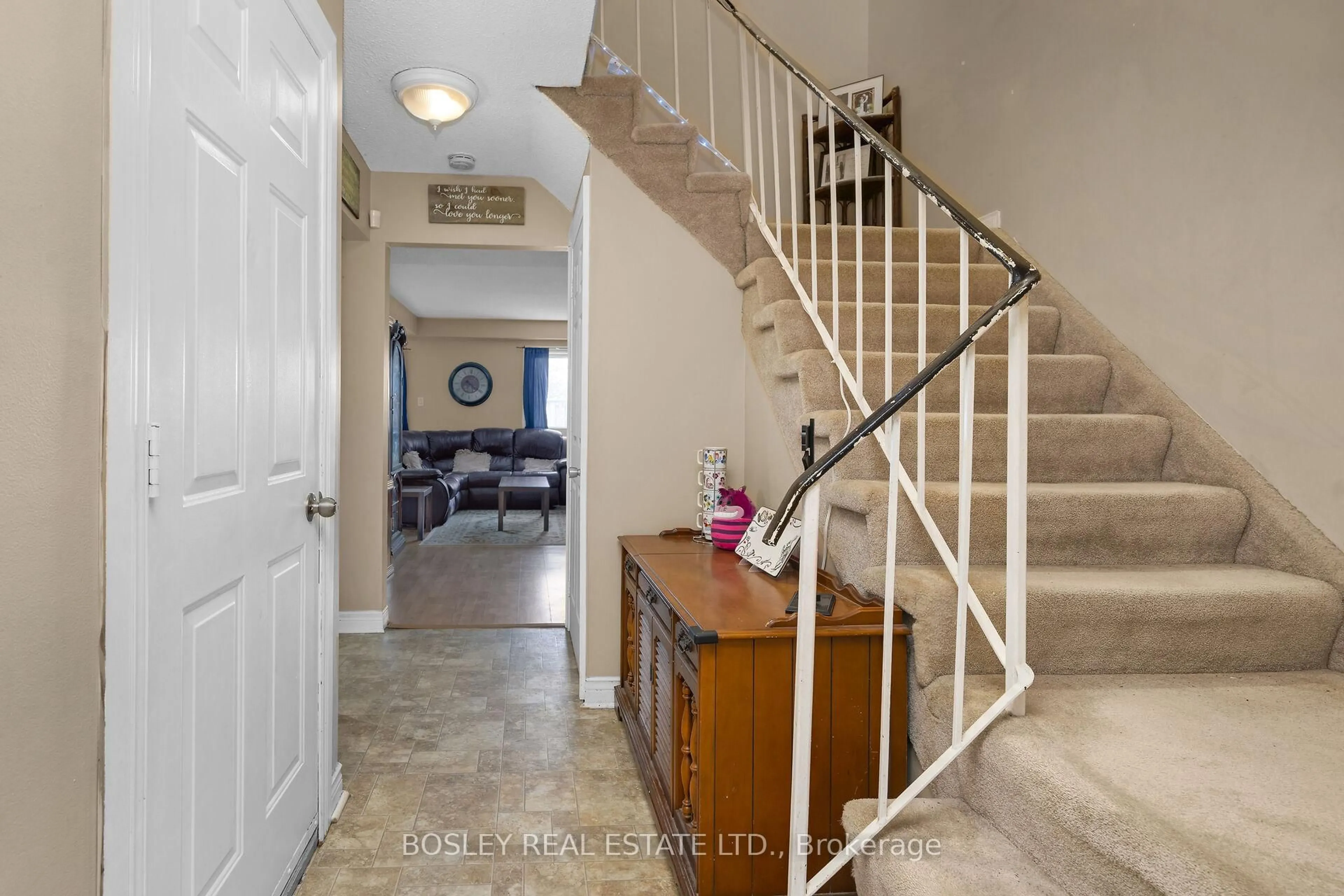 Unknown for 100 Century Dr #19, Orangeville Ontario L9W 4L3