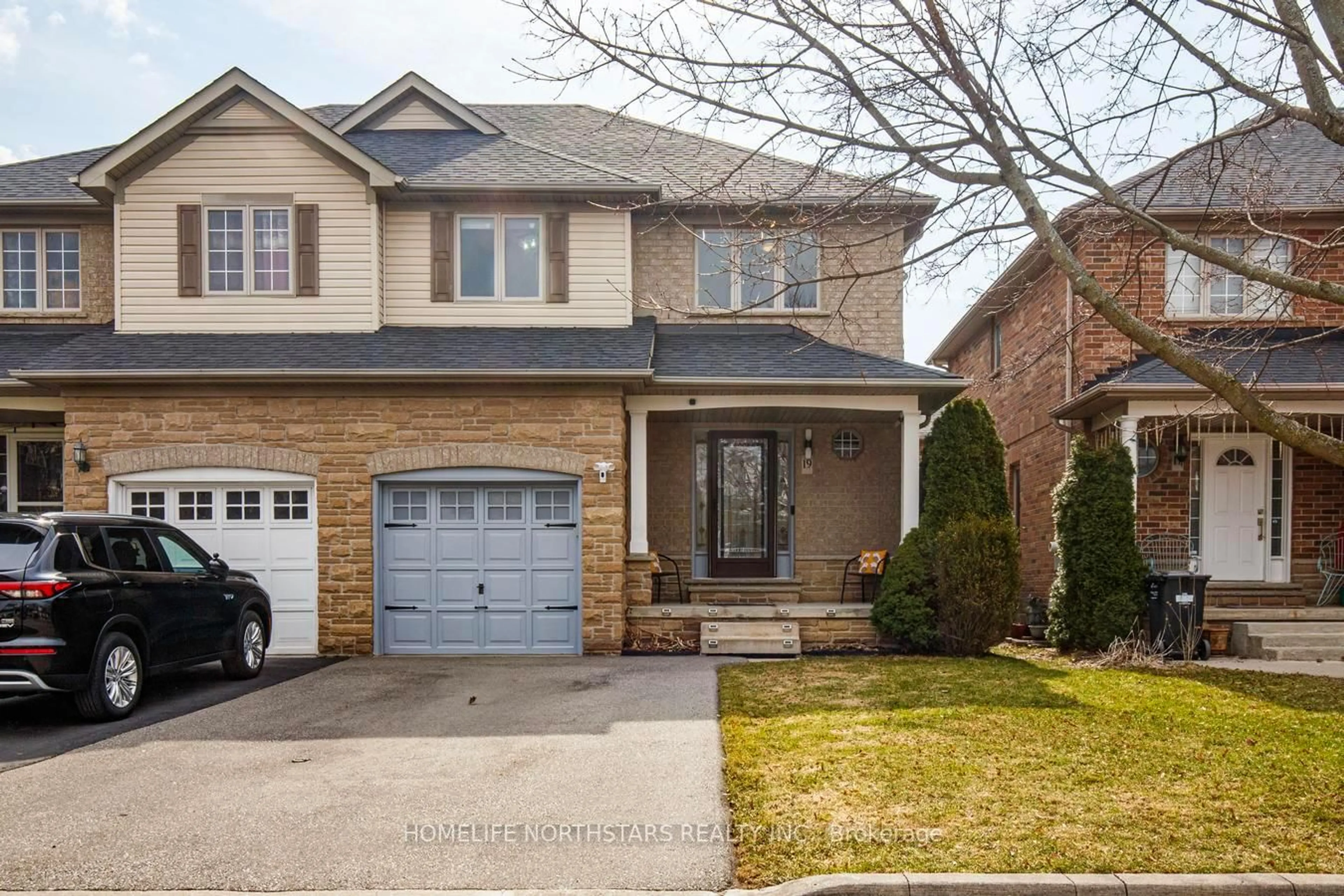 Home with brick exterior material, street for 19 Stable Gate, Brampton Ontario L7A 1V5