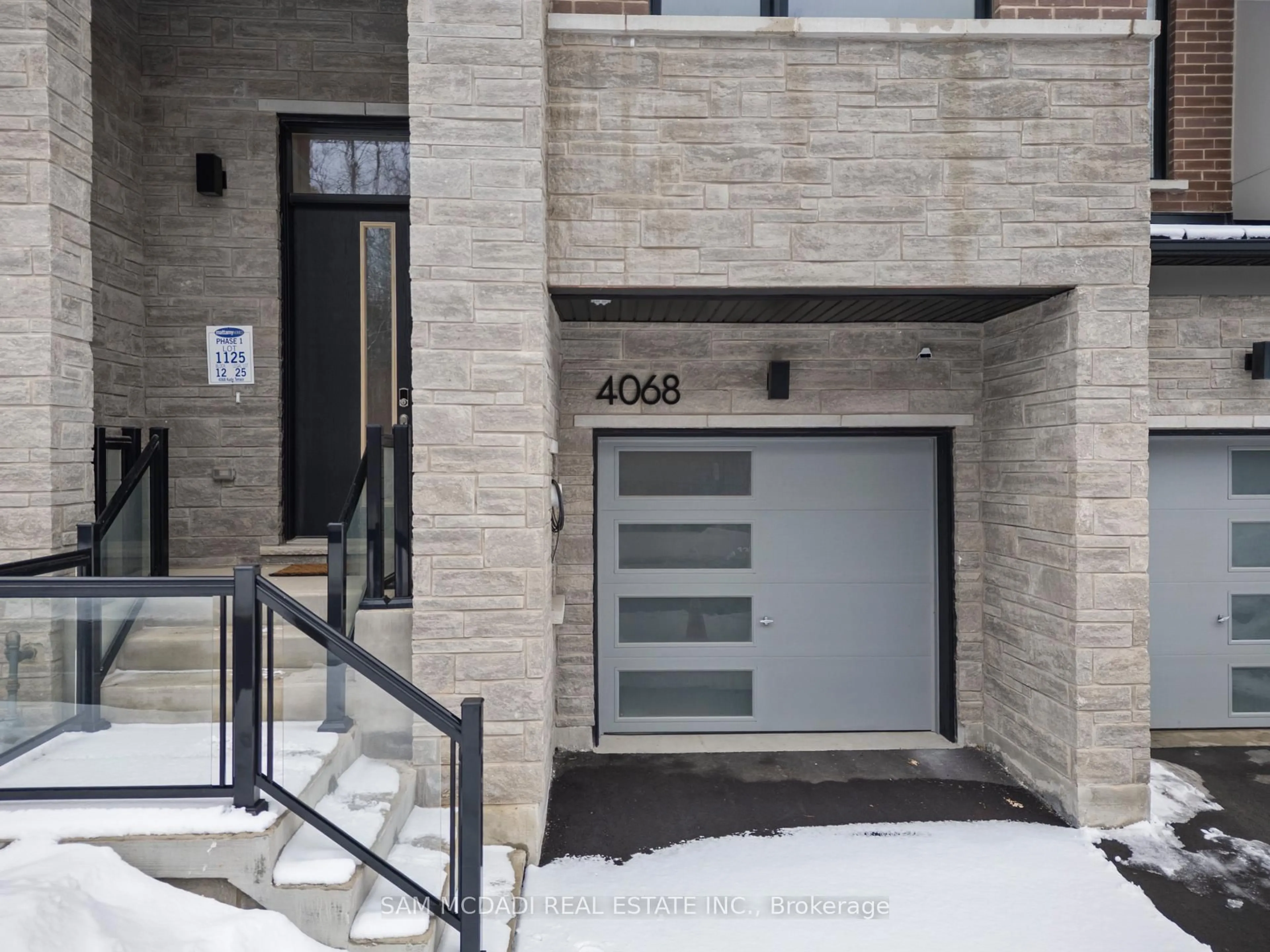 Unknown for 4068 Kadic Terr, Mississauga Ontario L5M 2S8