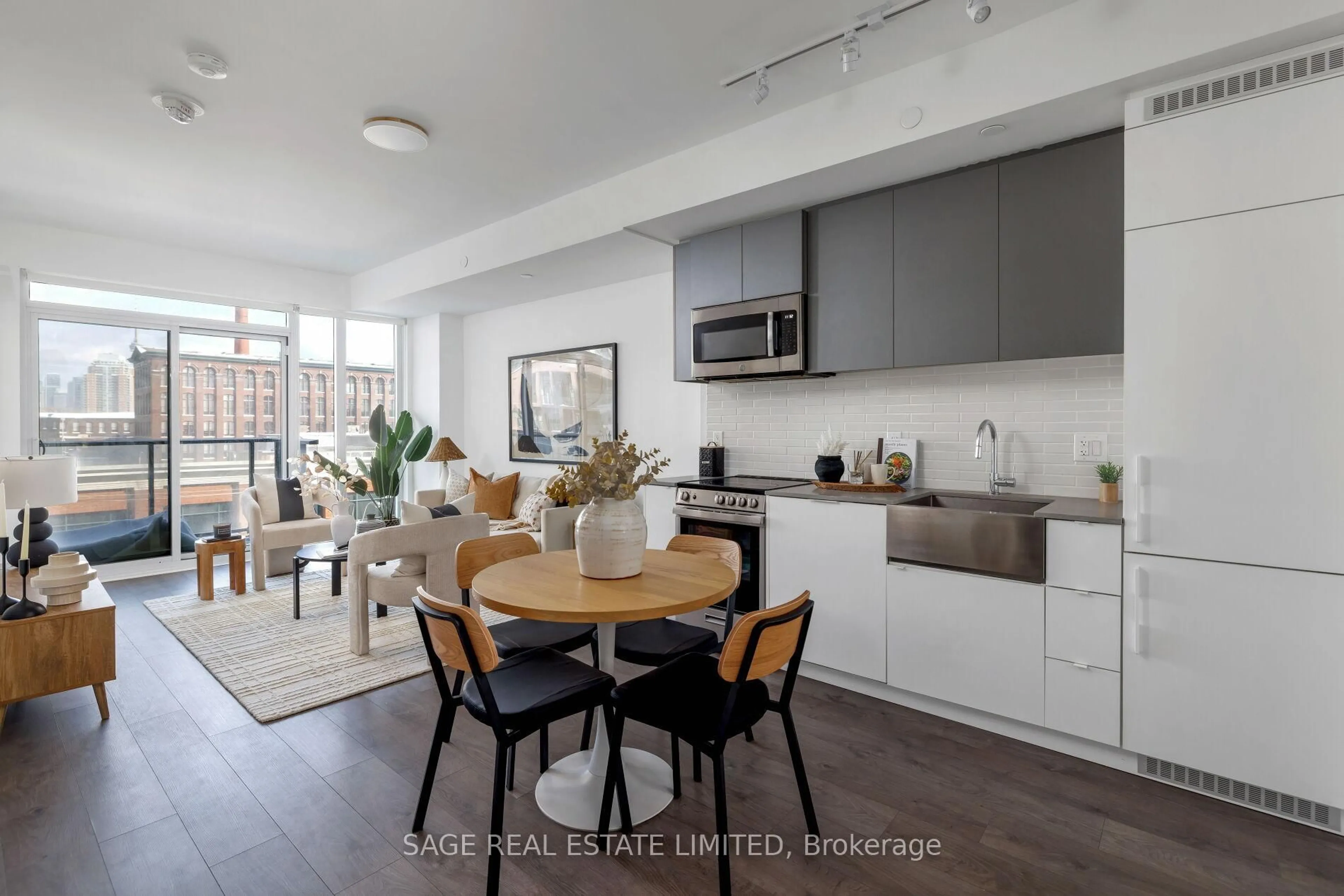 Open concept kitchen, unknown for 270 Dufferin St #327, Toronto Ontario M6K 0H8