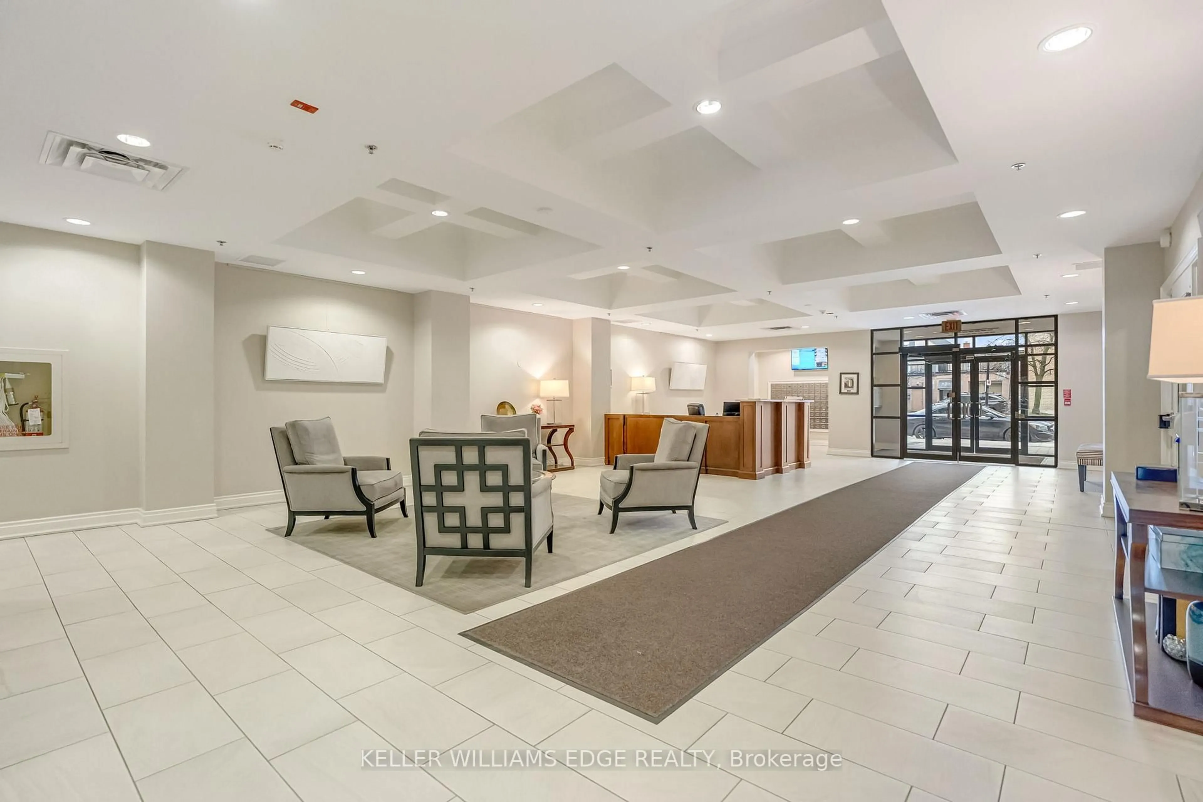 Lobby for 399 Elizabeth St #506, Burlington Ontario L7R 0A4