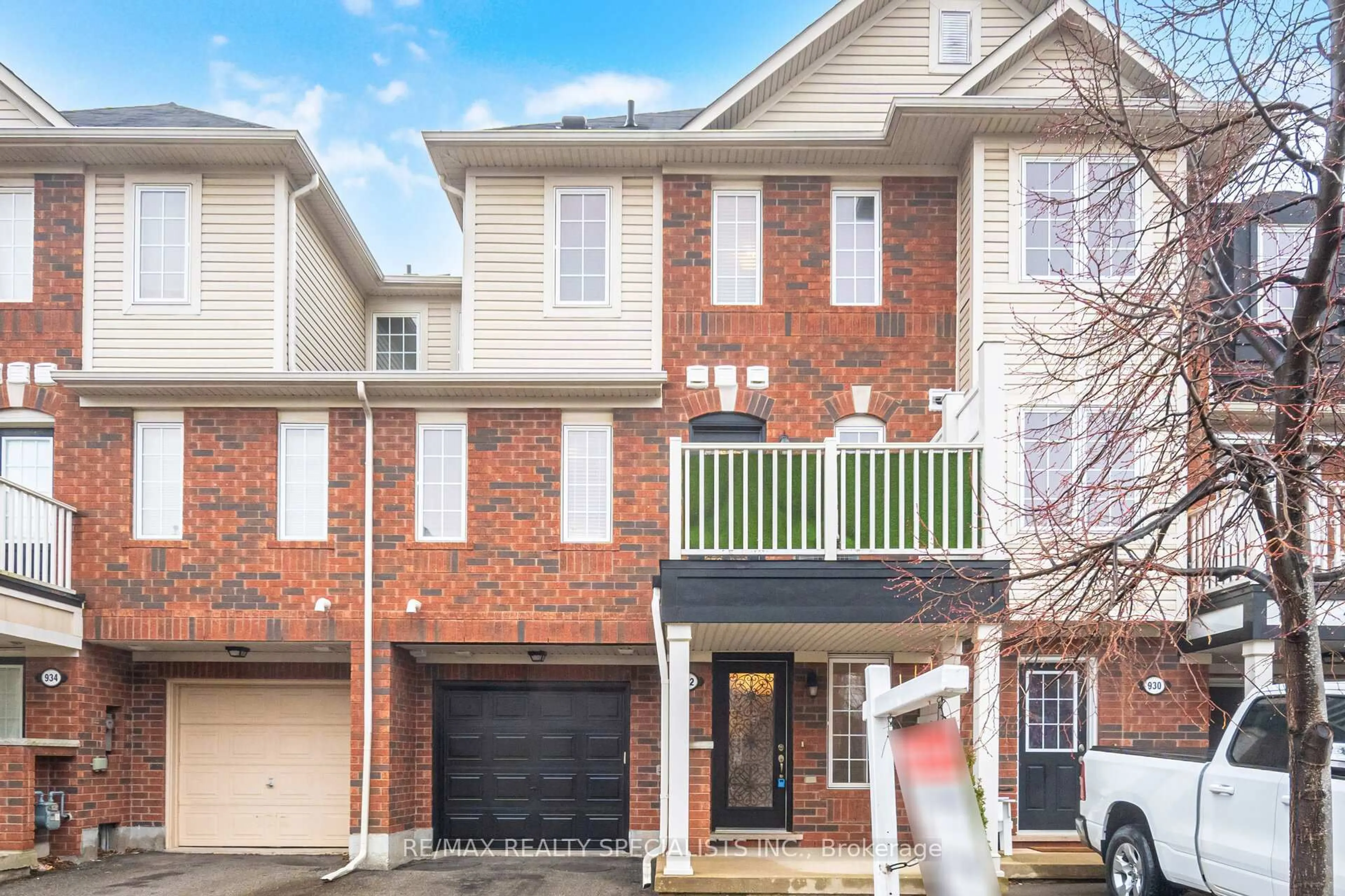 Home with brick exterior material, street for 932 Sprague Pl, Milton Ontario L9T 0K8