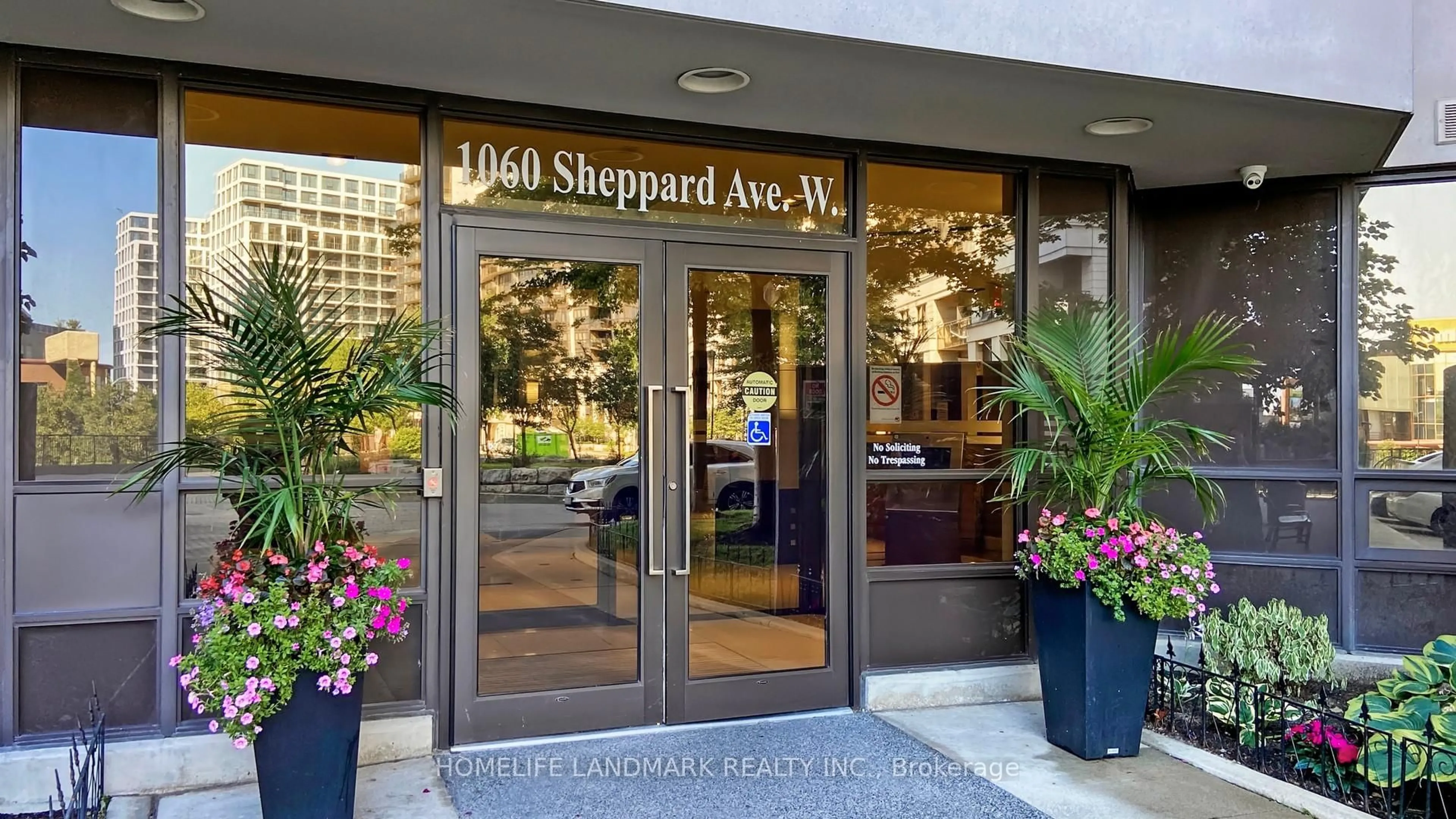 Lobby for 1060 Sheppard Ave #Ph-11, Toronto Ontario M3J 0G7
