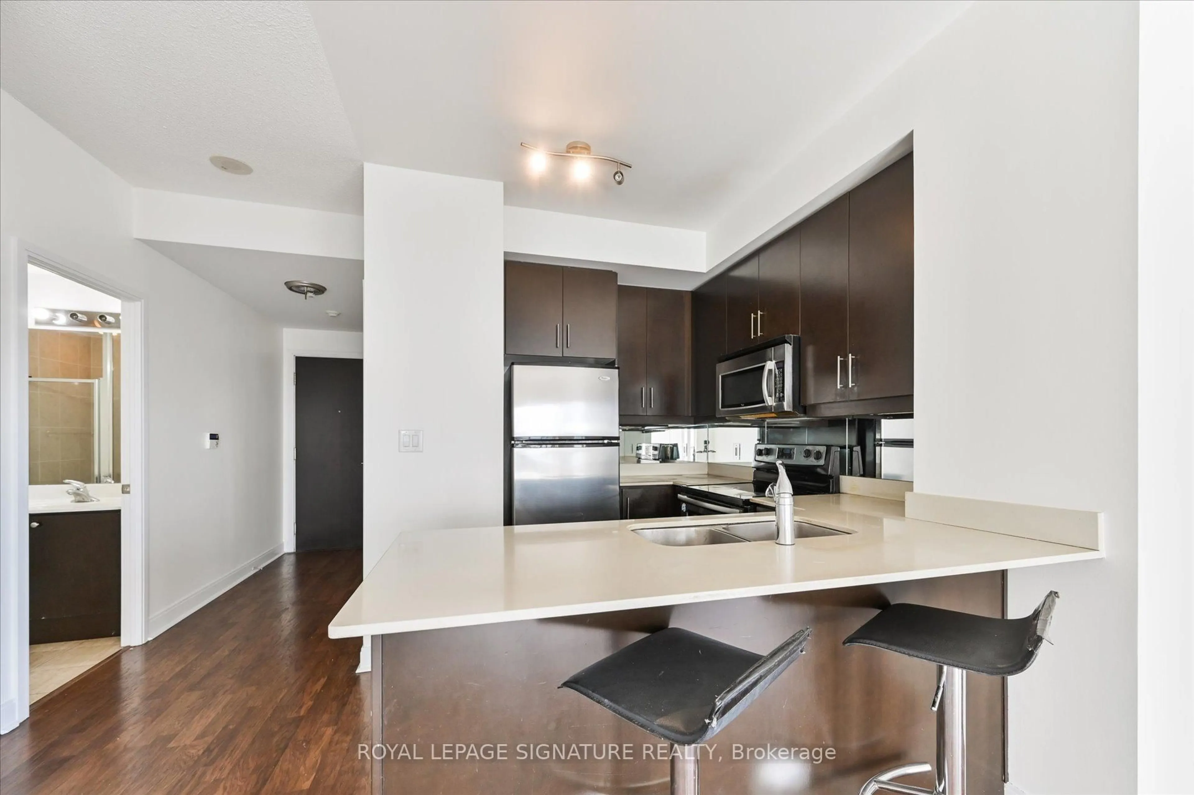 Open concept kitchen, unknown for 60 Absolute Ave #4502, Mississauga Ontario L4Z 0A8