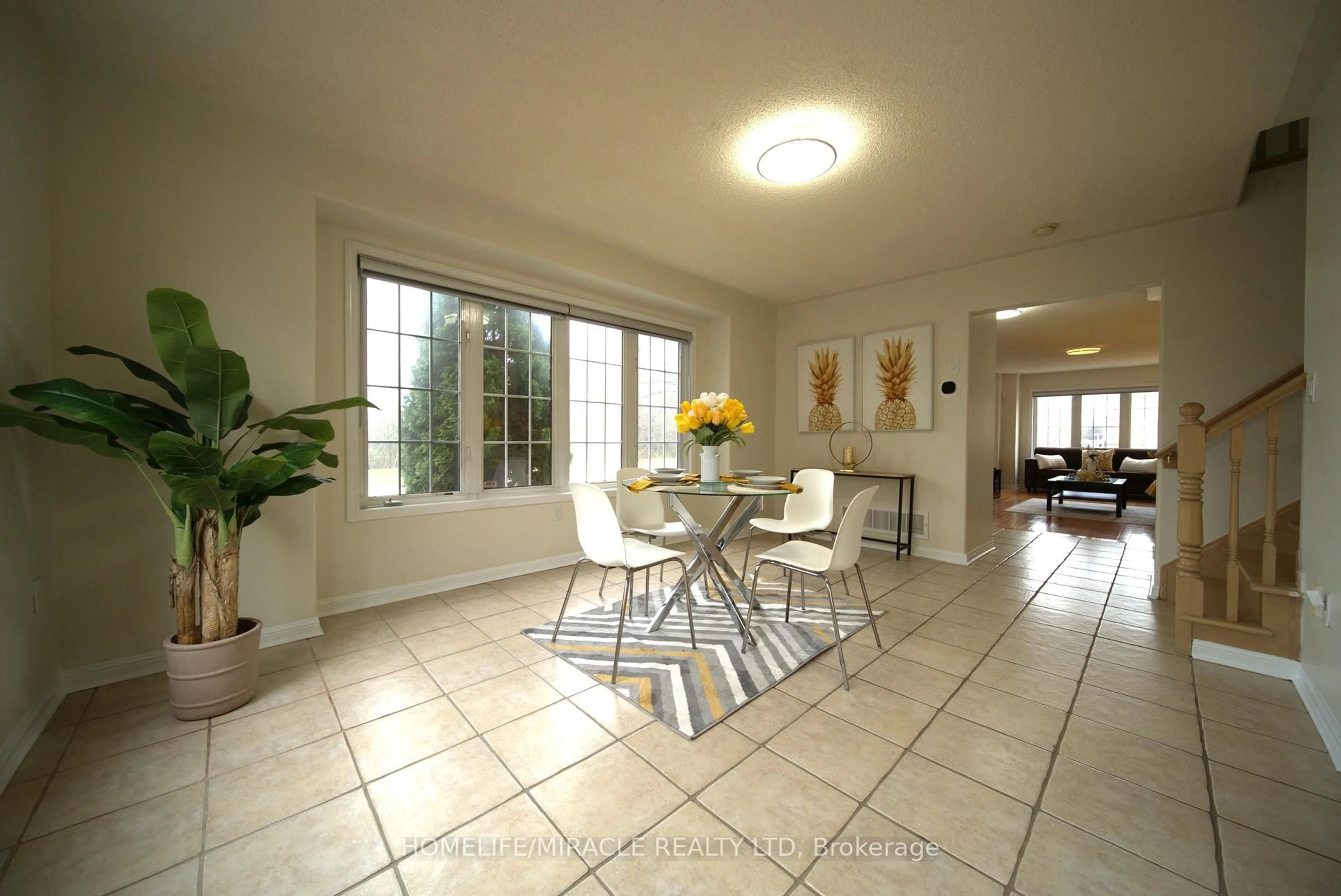 Dining room, ceramic/tile floor for 30 ORANGEGROVE Dr, Brampton Ontario L7A 3N4
