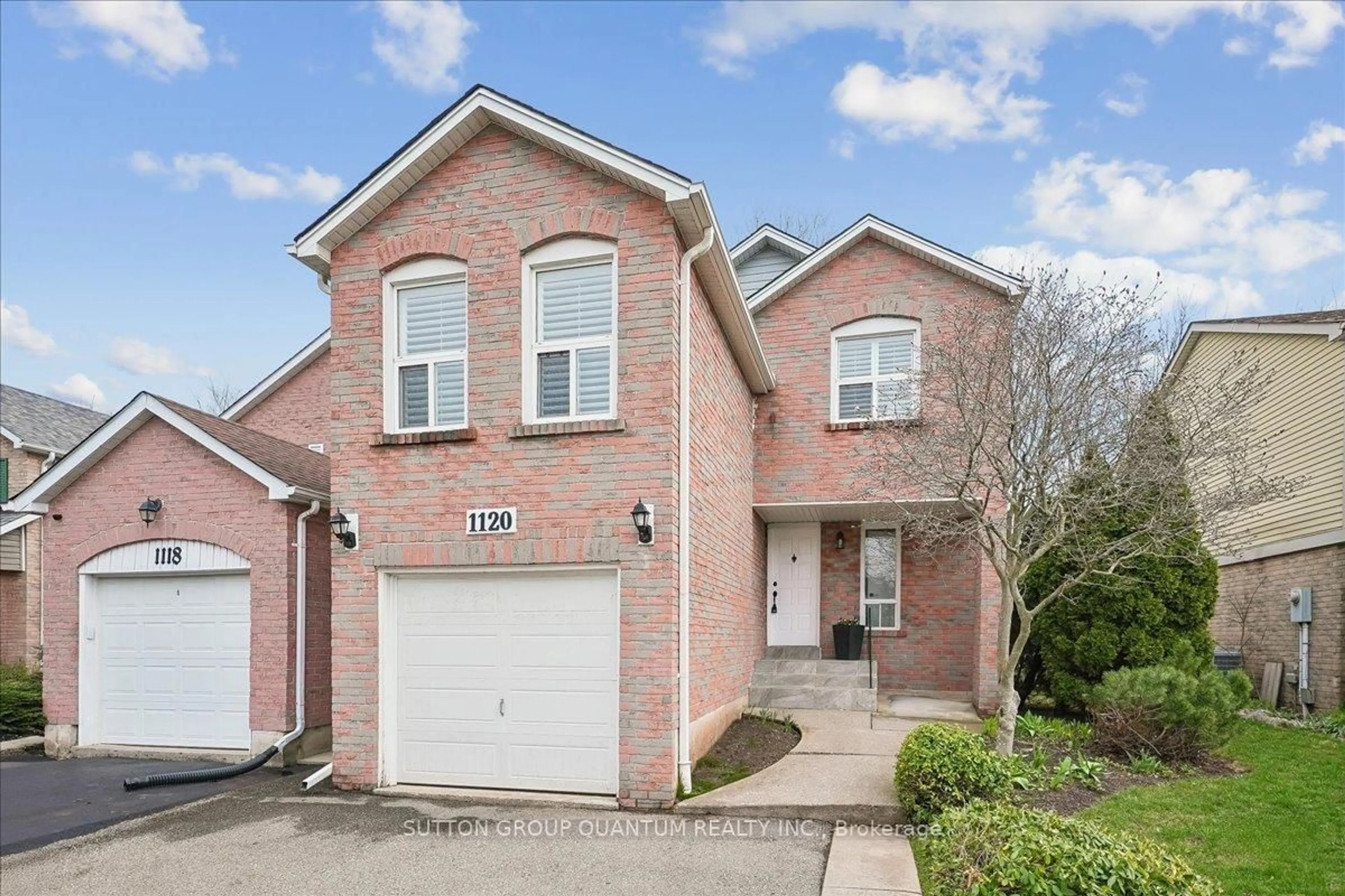 Home with brick exterior material, street for 1120 Montgomery Dr, Oakville Ontario L6M 1G1