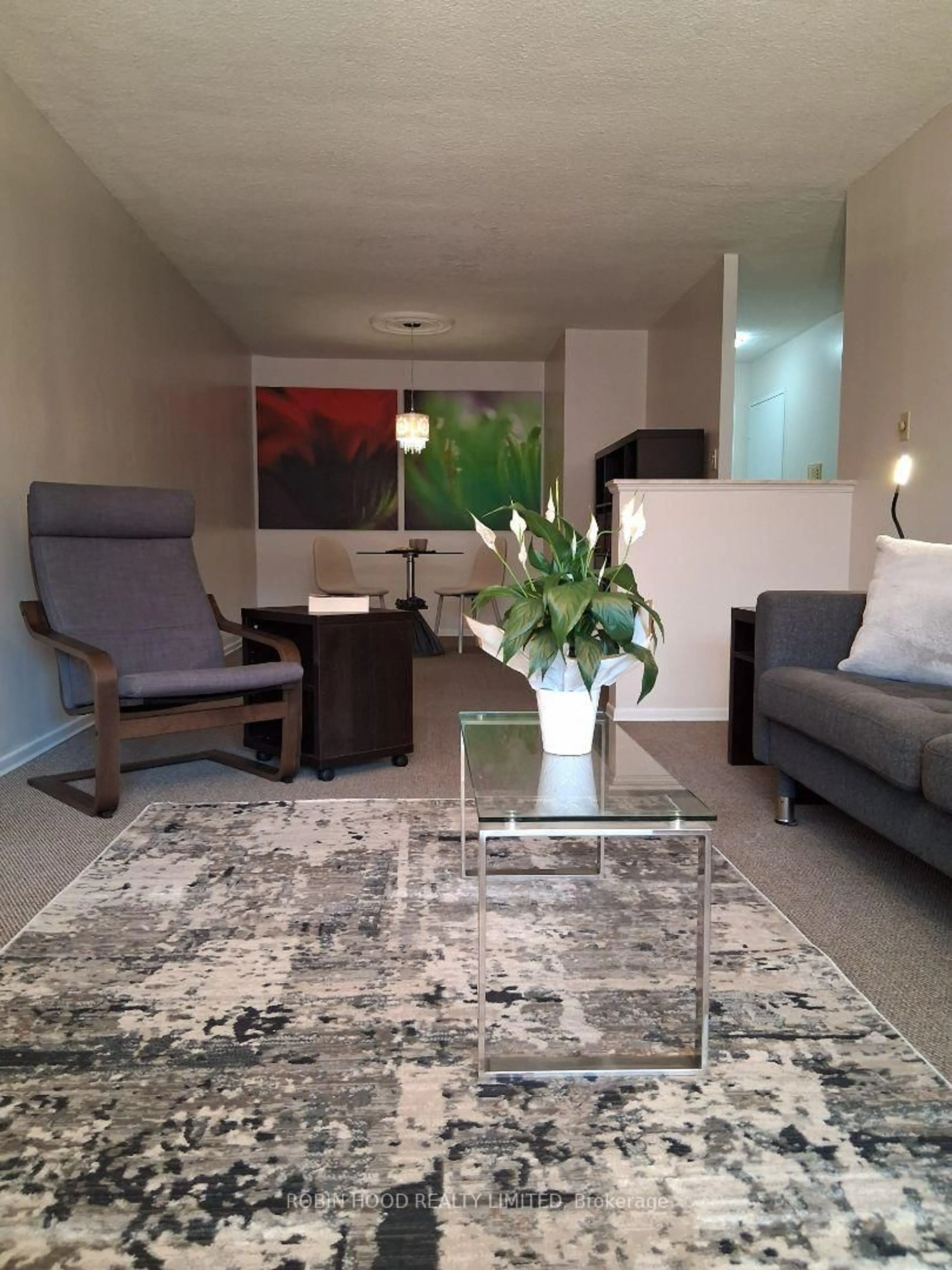 Living room with furniture, unknown for 975 Warwick Crt #605, Burlington Ontario L7T 3Z7