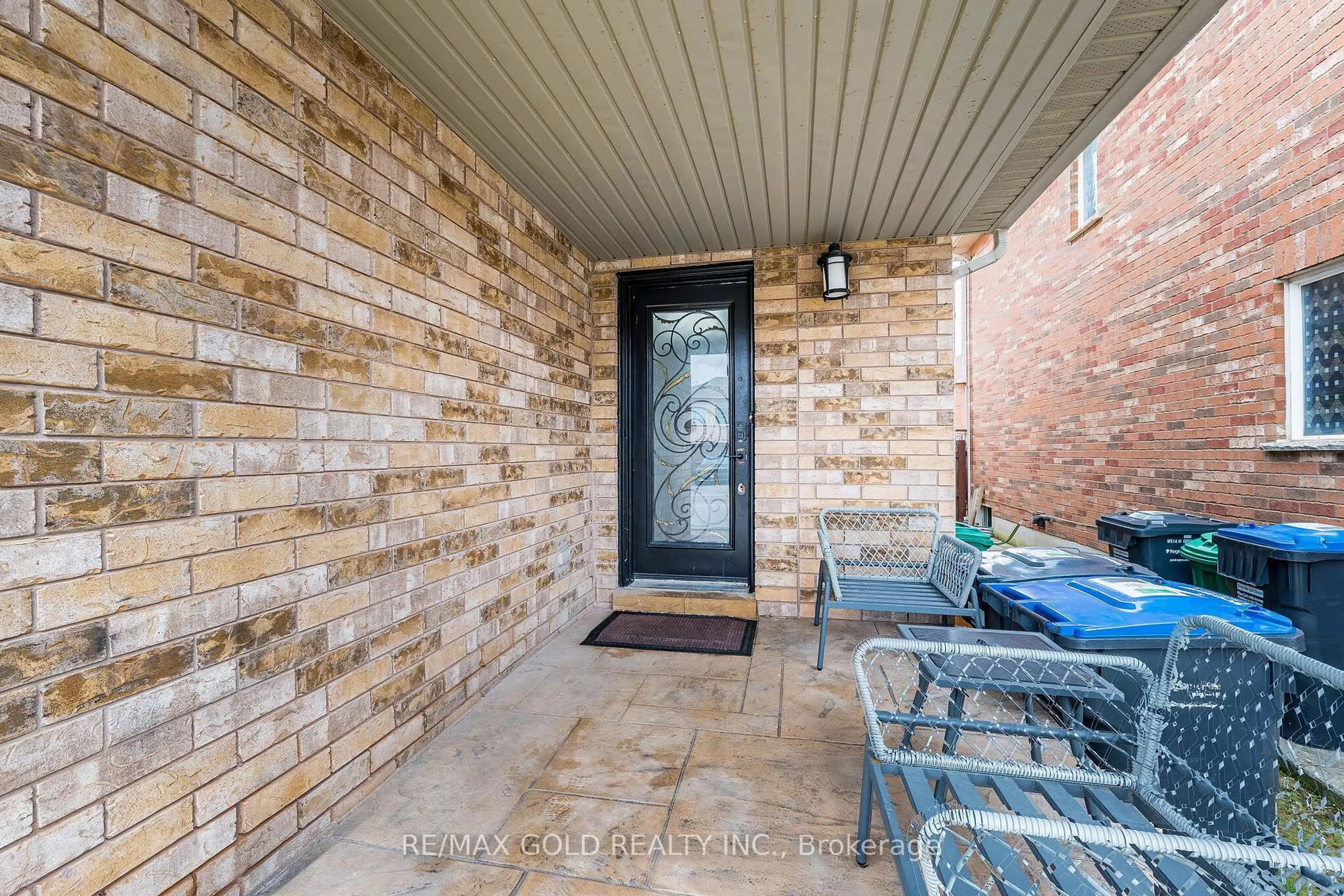 Unknown for 89 Cadillac Cres, Brampton Ontario L7A 3B4