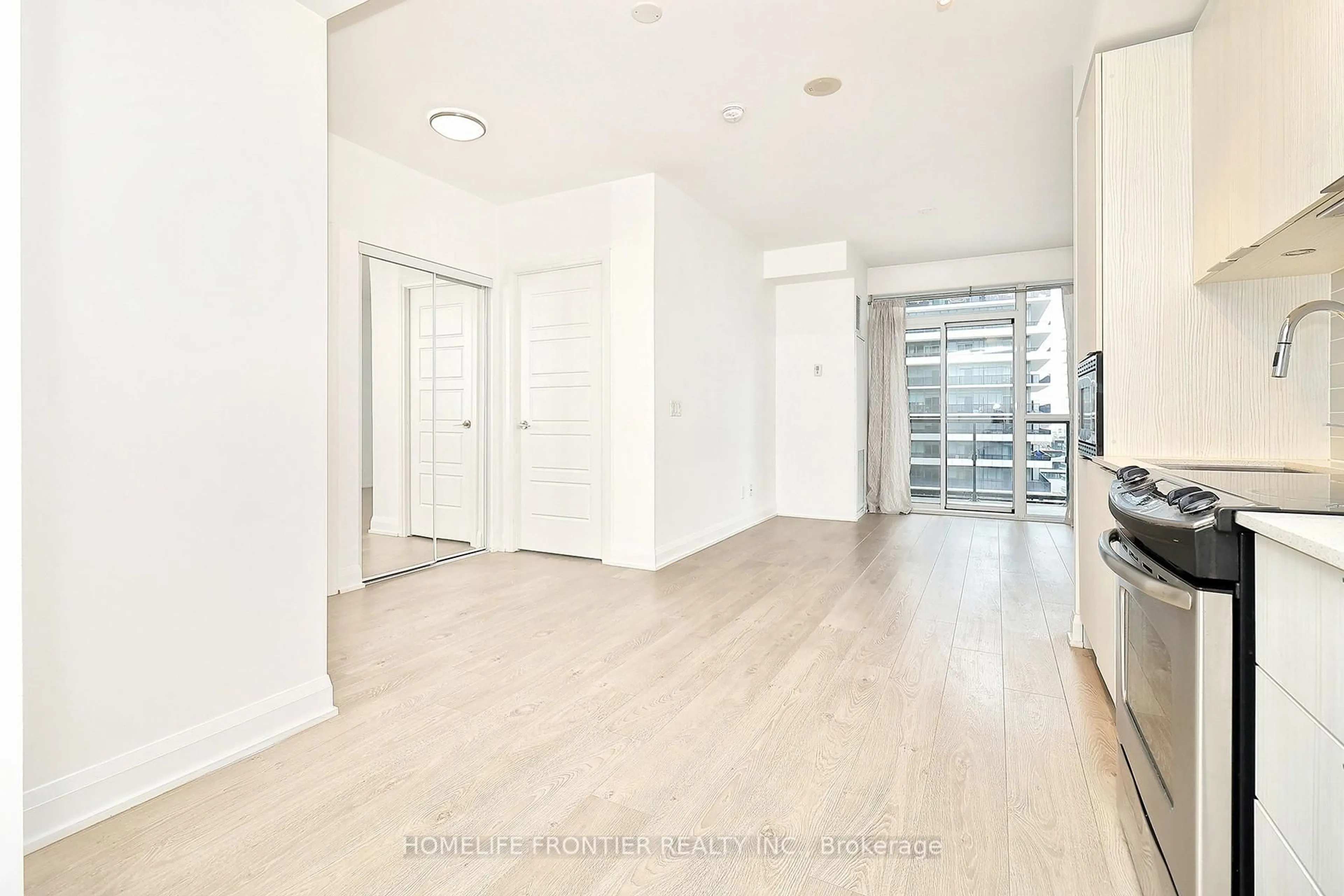 Unknown for 110 Marine Parade Dr #1106, Toronto Ontario M8V 0A3