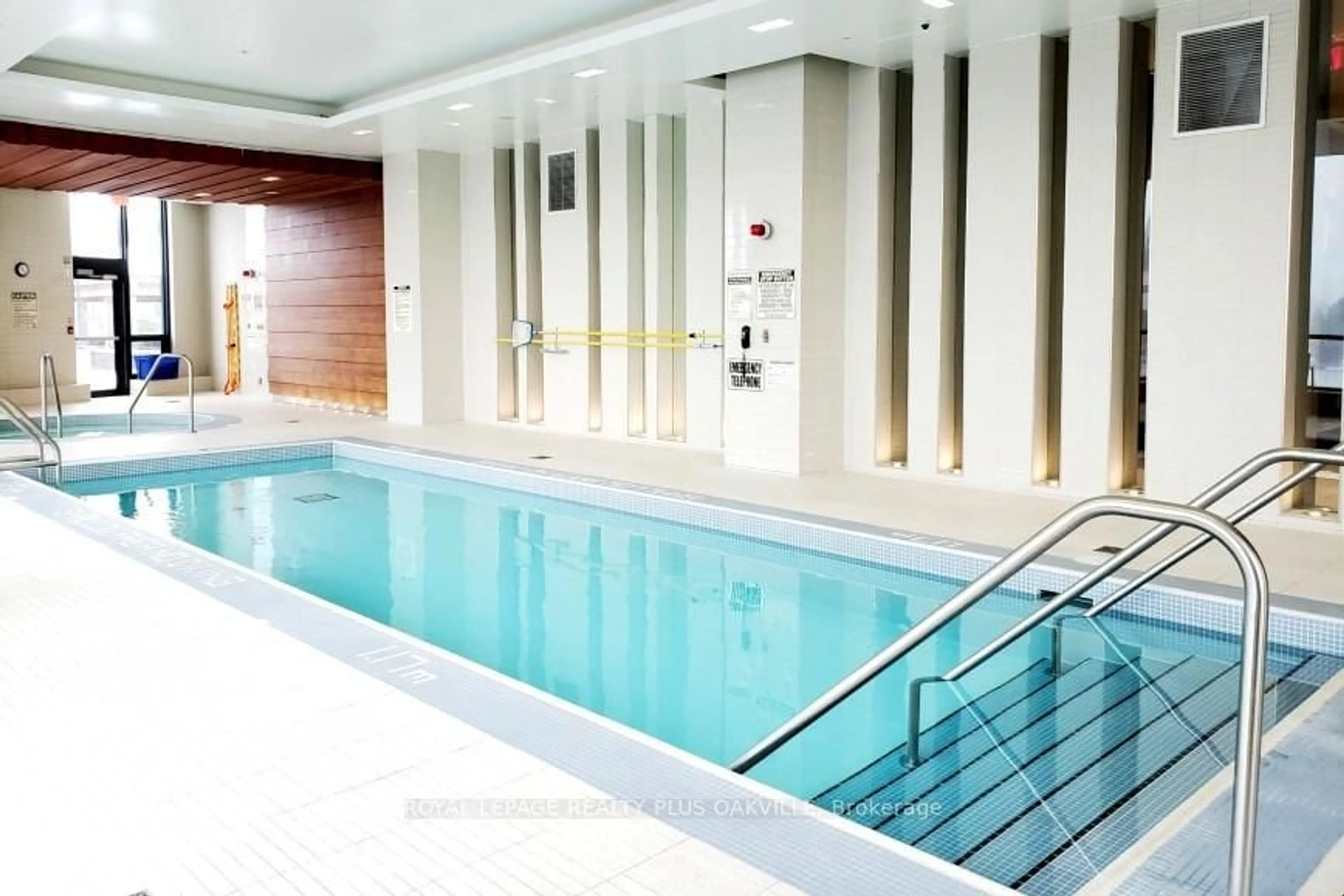 Pool for 5 Valhalla Inn Rd #510, Toronto Ontario M9B 0B1