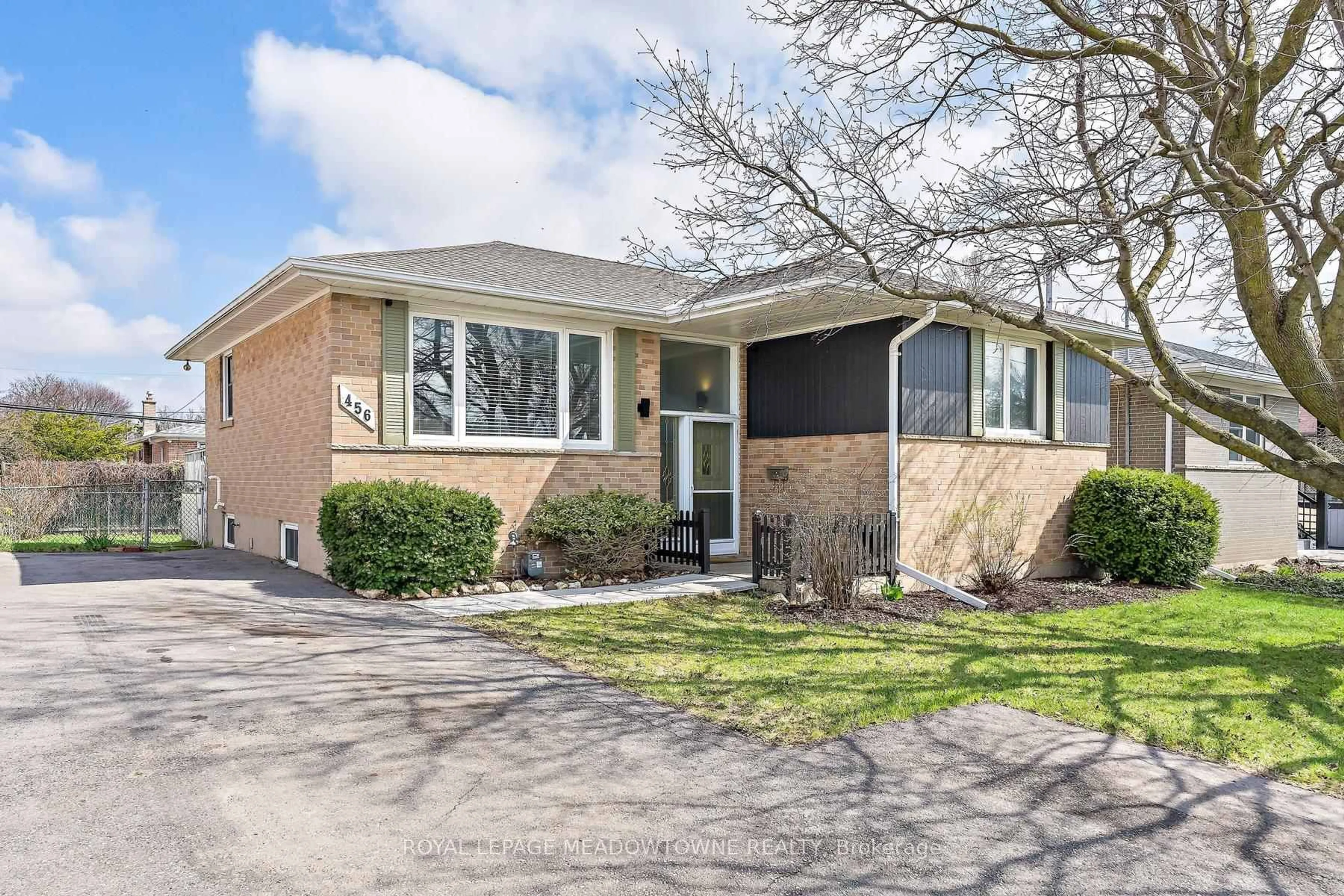 Home with brick exterior material, street for 456 Delrex Blvd, Halton Hills Ontario L7G 4J2