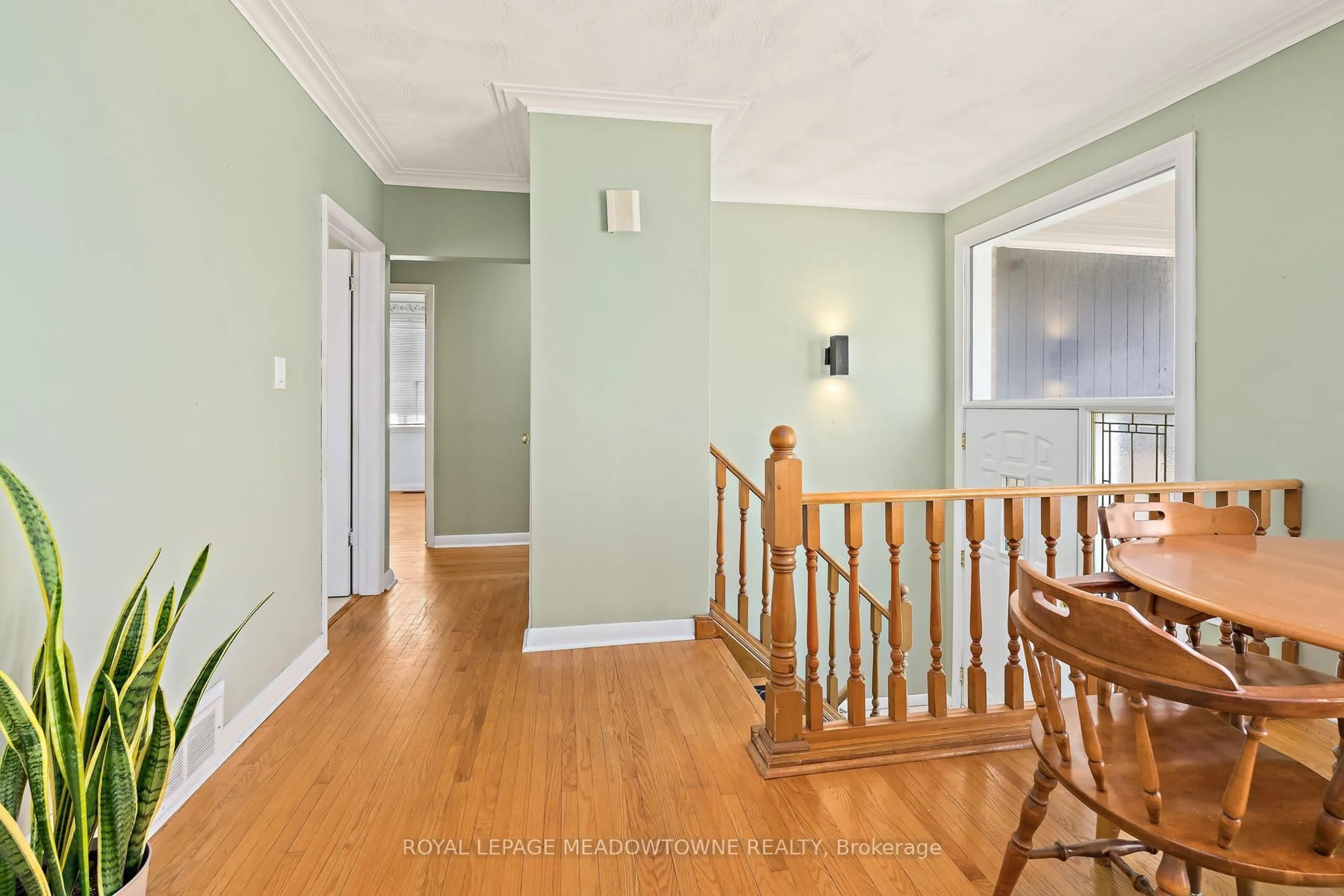 Unknown for 456 Delrex Blvd, Halton Hills Ontario L7G 4J2