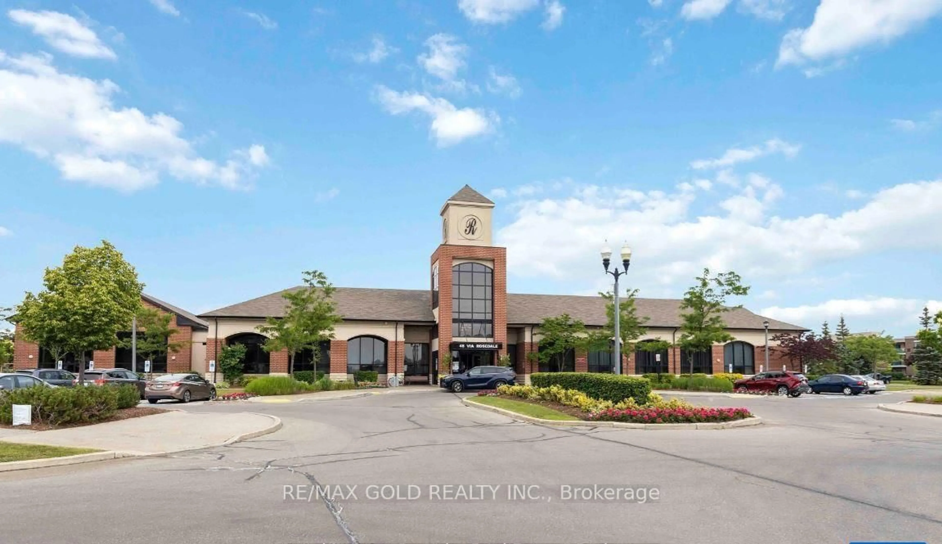 Indoor foyer for 25 Via Rosedale Way #213, Brampton Ontario L6R 3J8