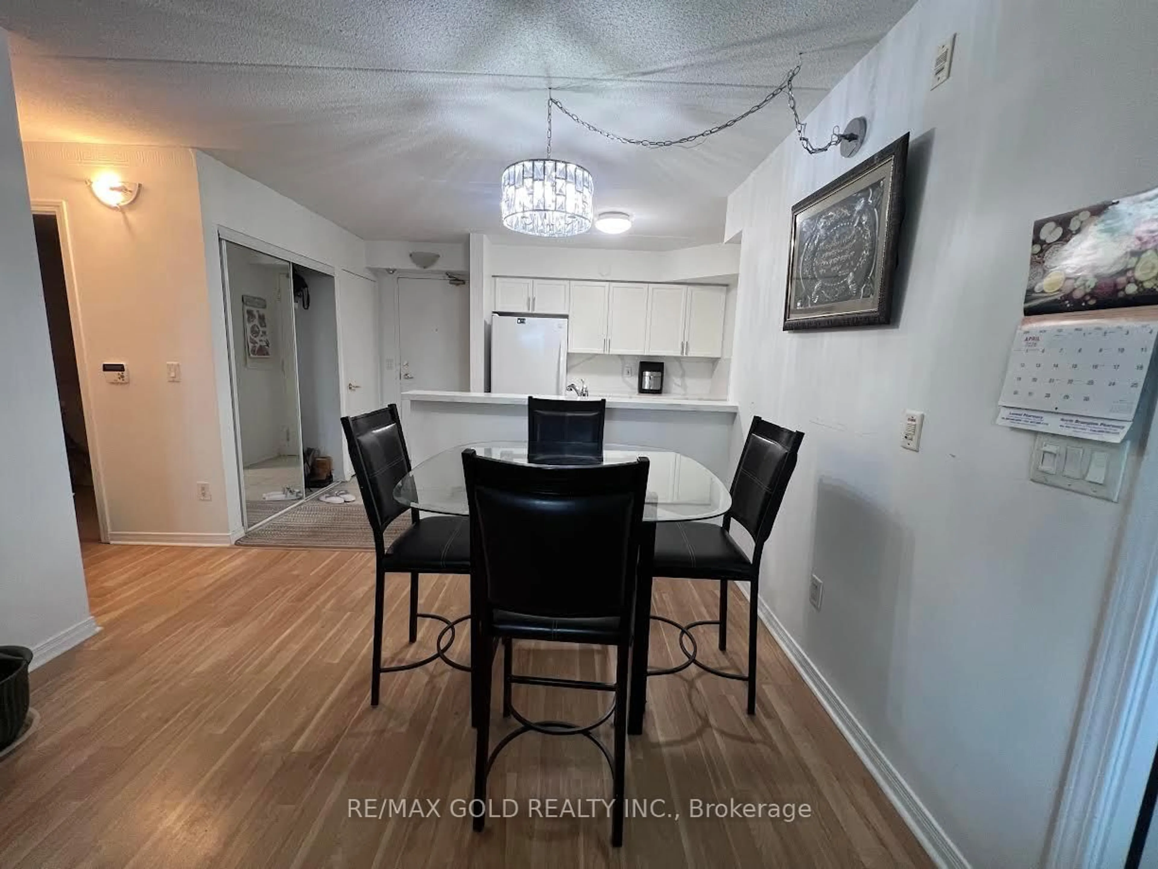 Dining room, unknown for 25 Via Rosedale Way #213, Brampton Ontario L6R 3J8