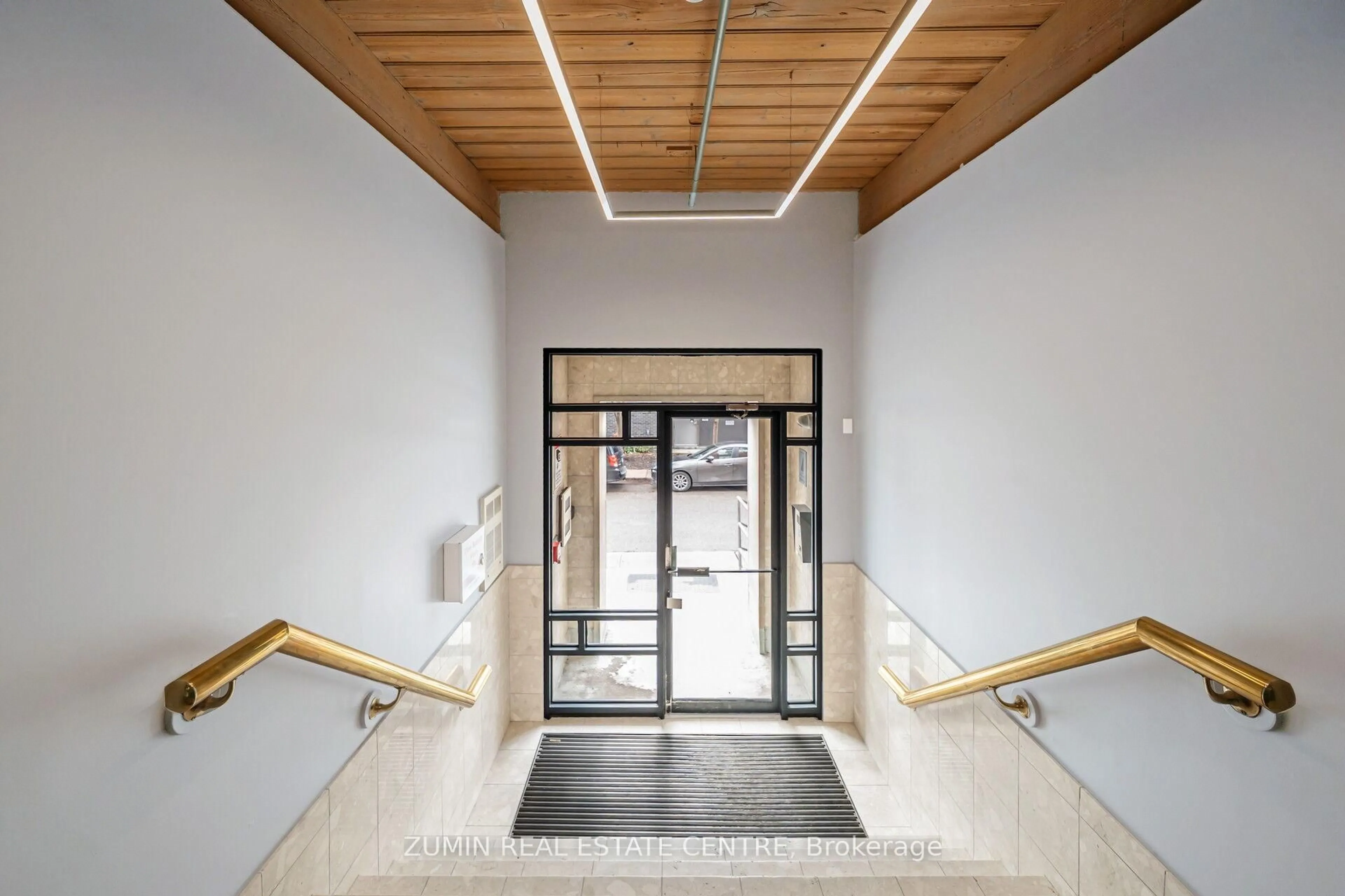 Indoor foyer for 24 Noble St #307, Toronto Ontario M6K 2C8