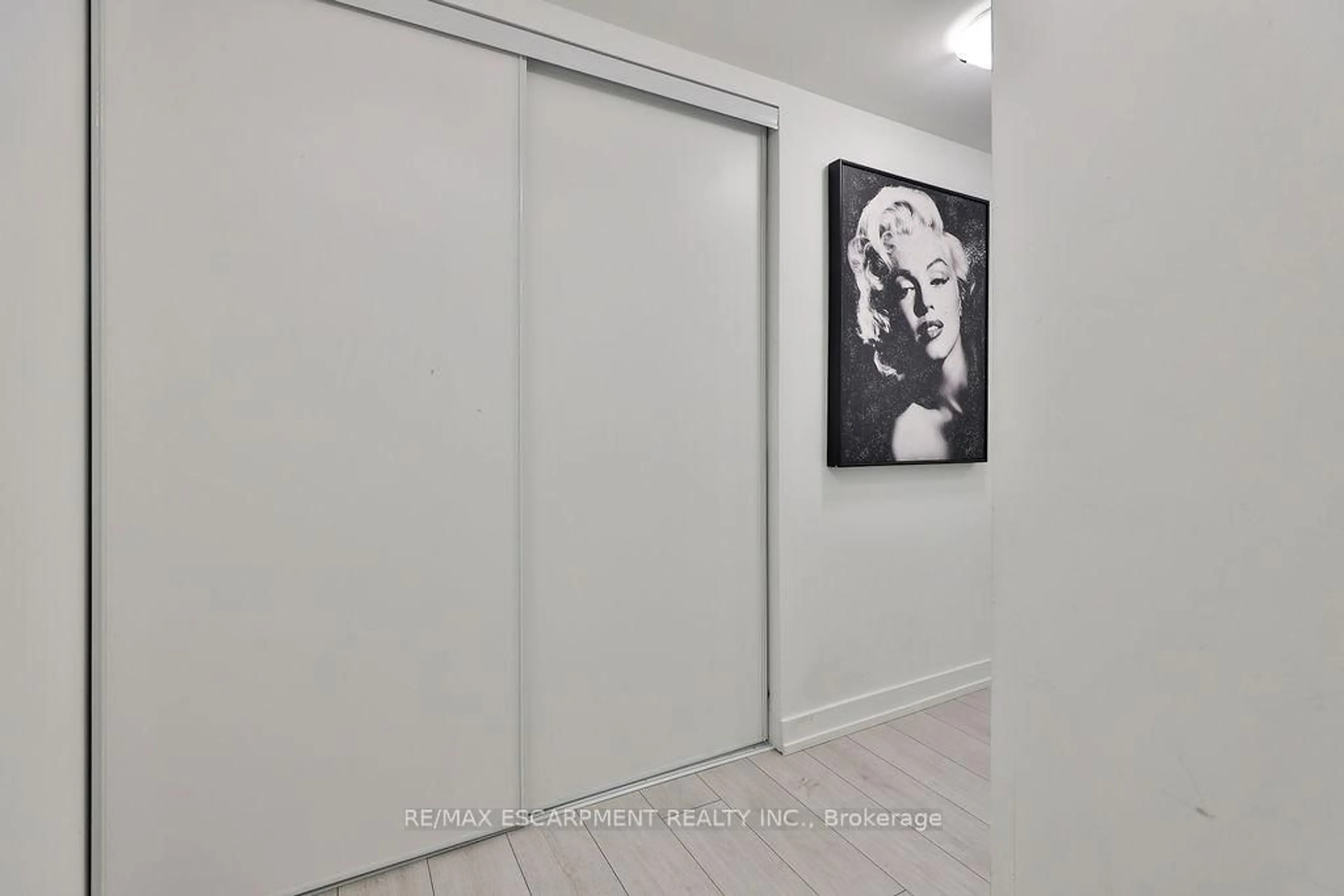 Unknown for 556 Marlee Ave #606, Toronto Ontario M6B 0B1