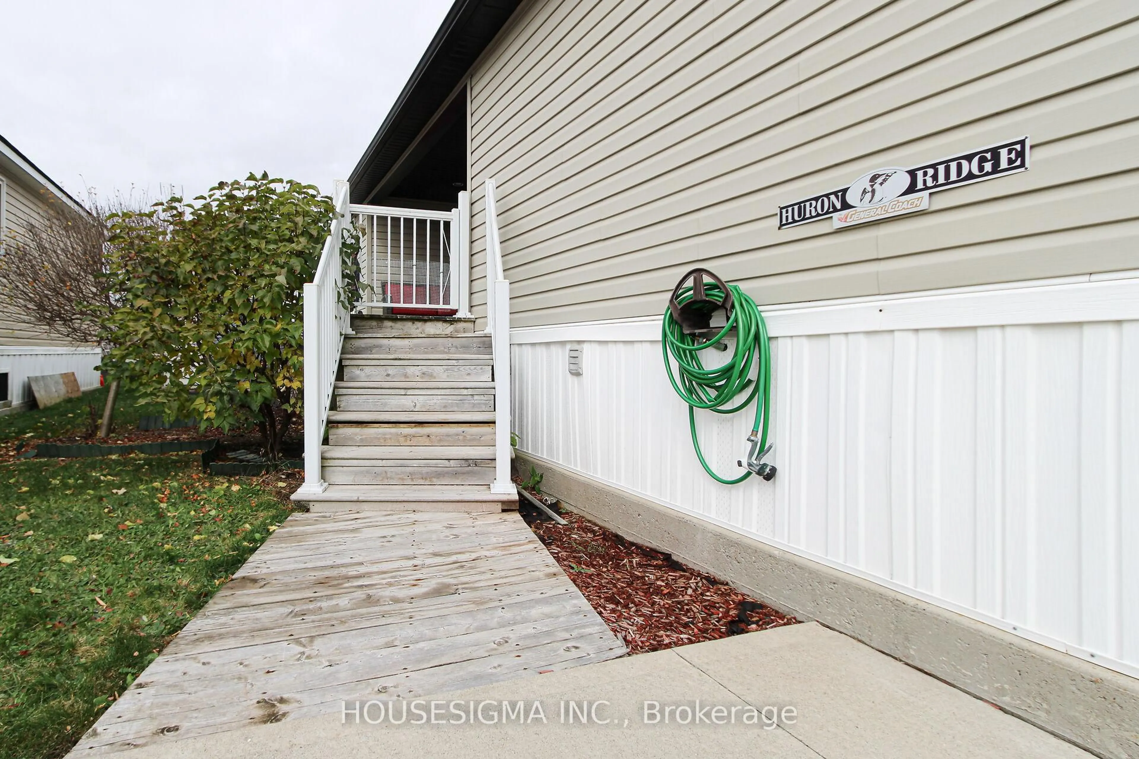 Unknown for 4449 Milburough - 5 Tamarac Line, Burlington Ontario L7P 0C5