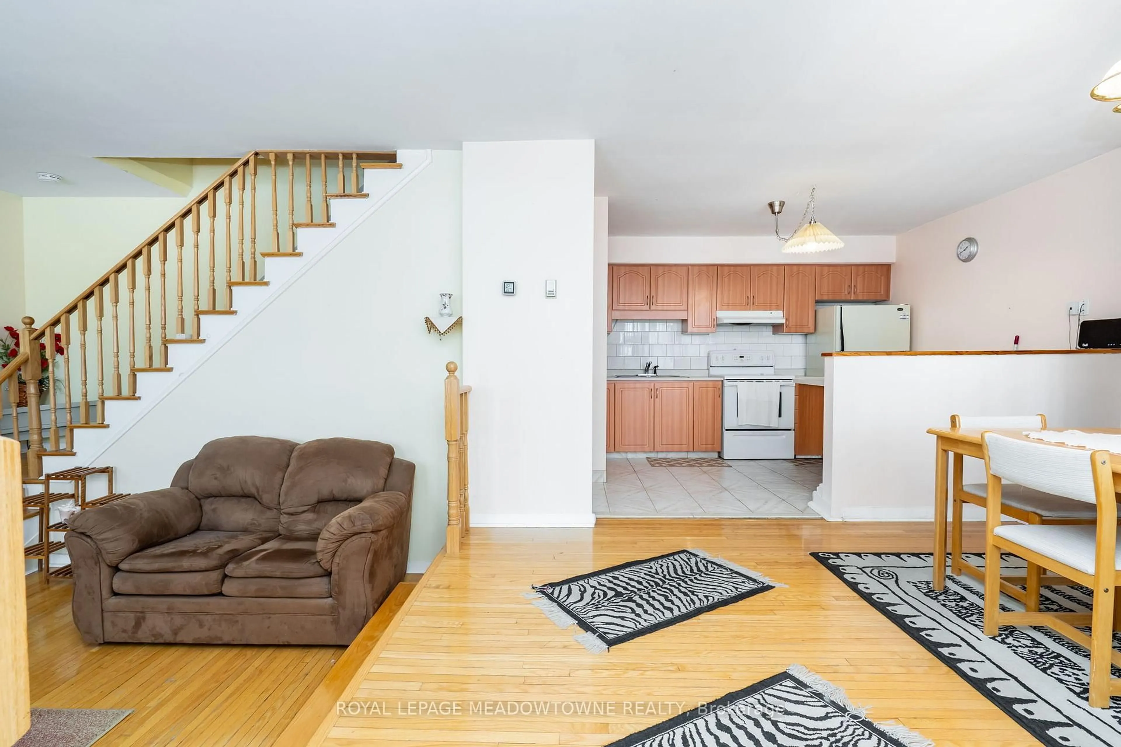 Living room with furniture, unknown for 61 Ardglen Dr #19, Brampton Ontario L6W 1V1