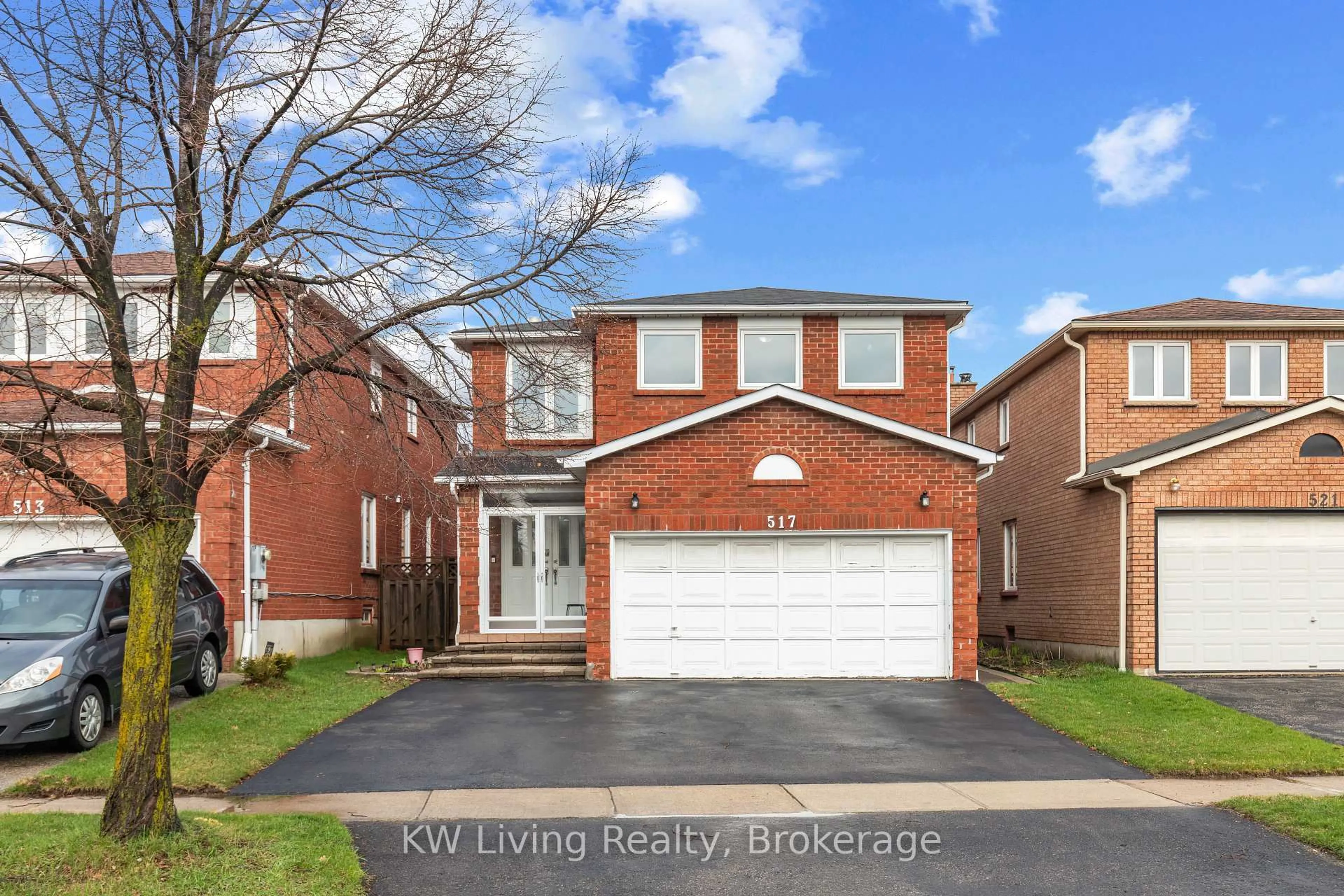 Home with brick exterior material, street for 517 Mallorytown Ave, Mississauga Ontario L4Z 2N2