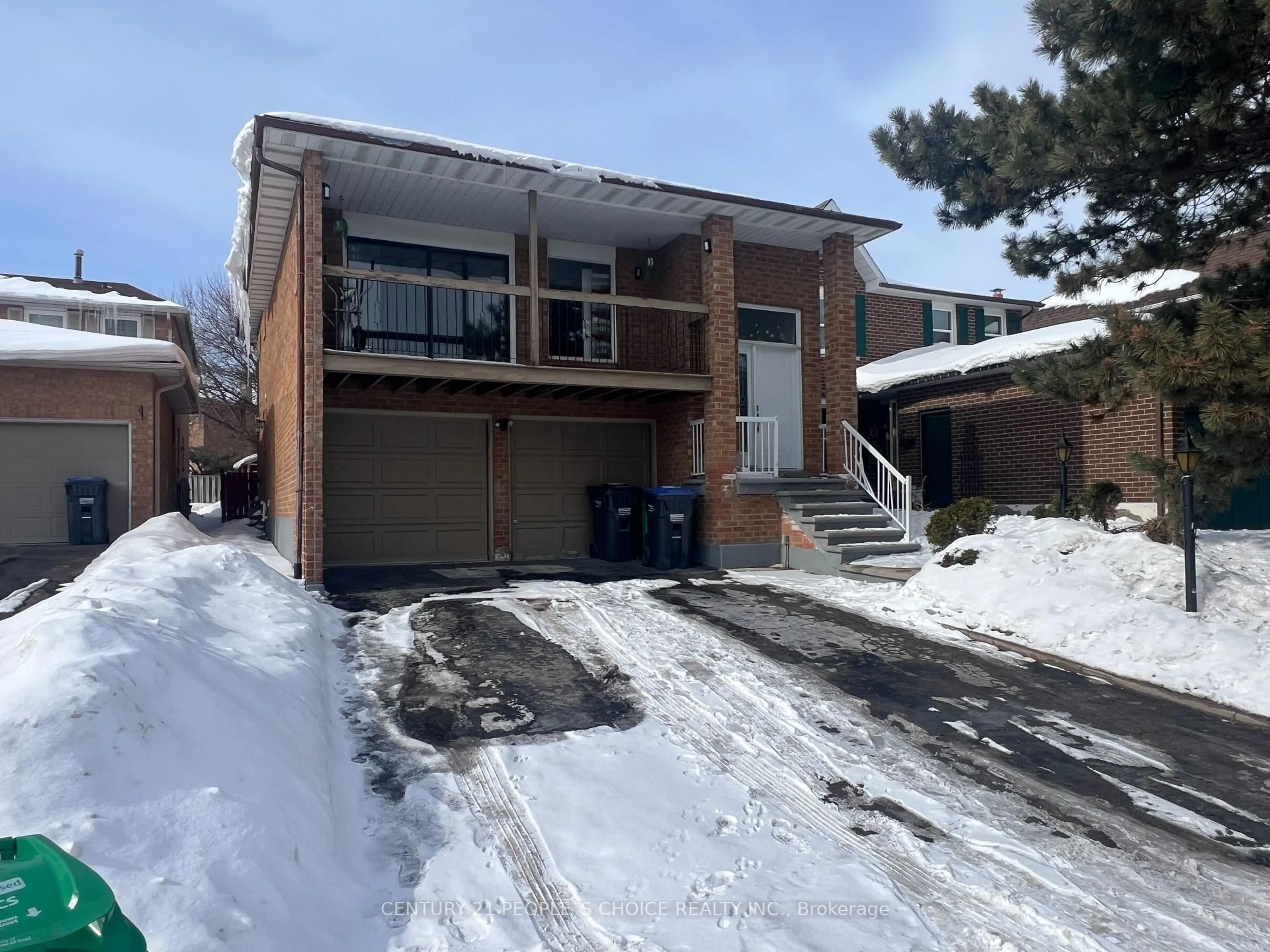 Home with brick exterior material, street for 14 Albermarle Crt, Brampton Ontario L6Z 1R4