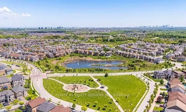 48 Beacon Hill Dr, Brampton 3