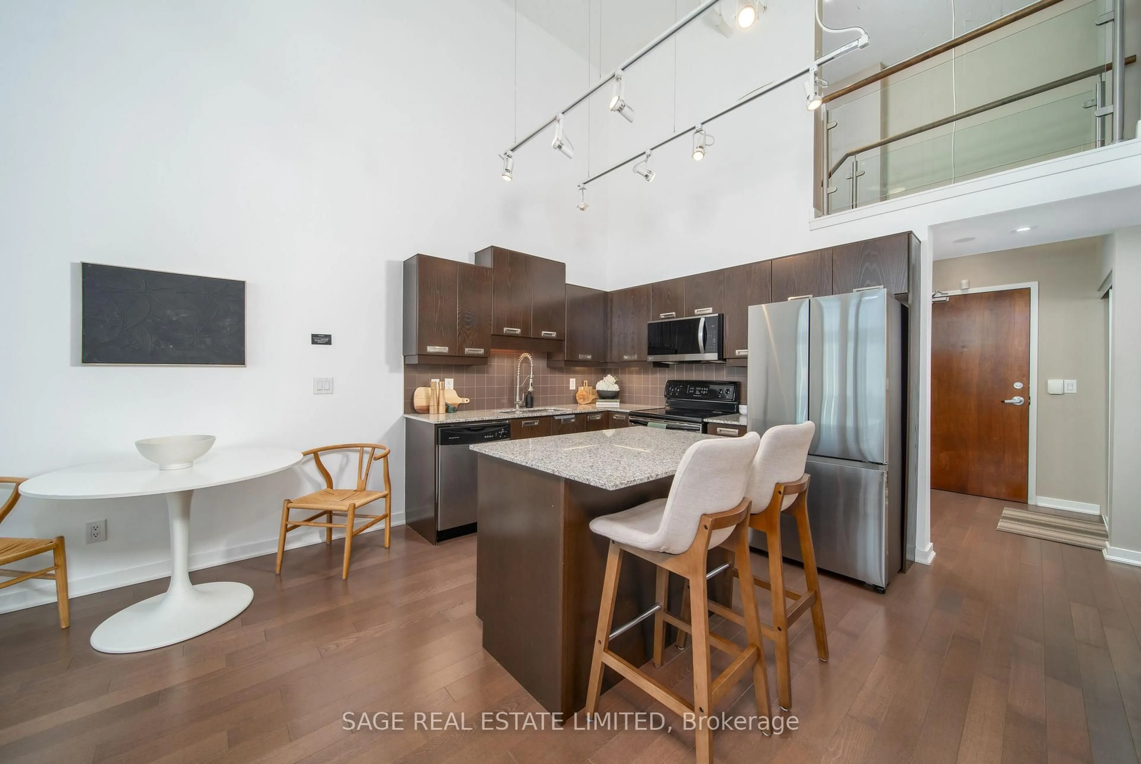 Open concept kitchen, unknown for 2 Fieldway Rd #803, Toronto Ontario M8Z 0B9