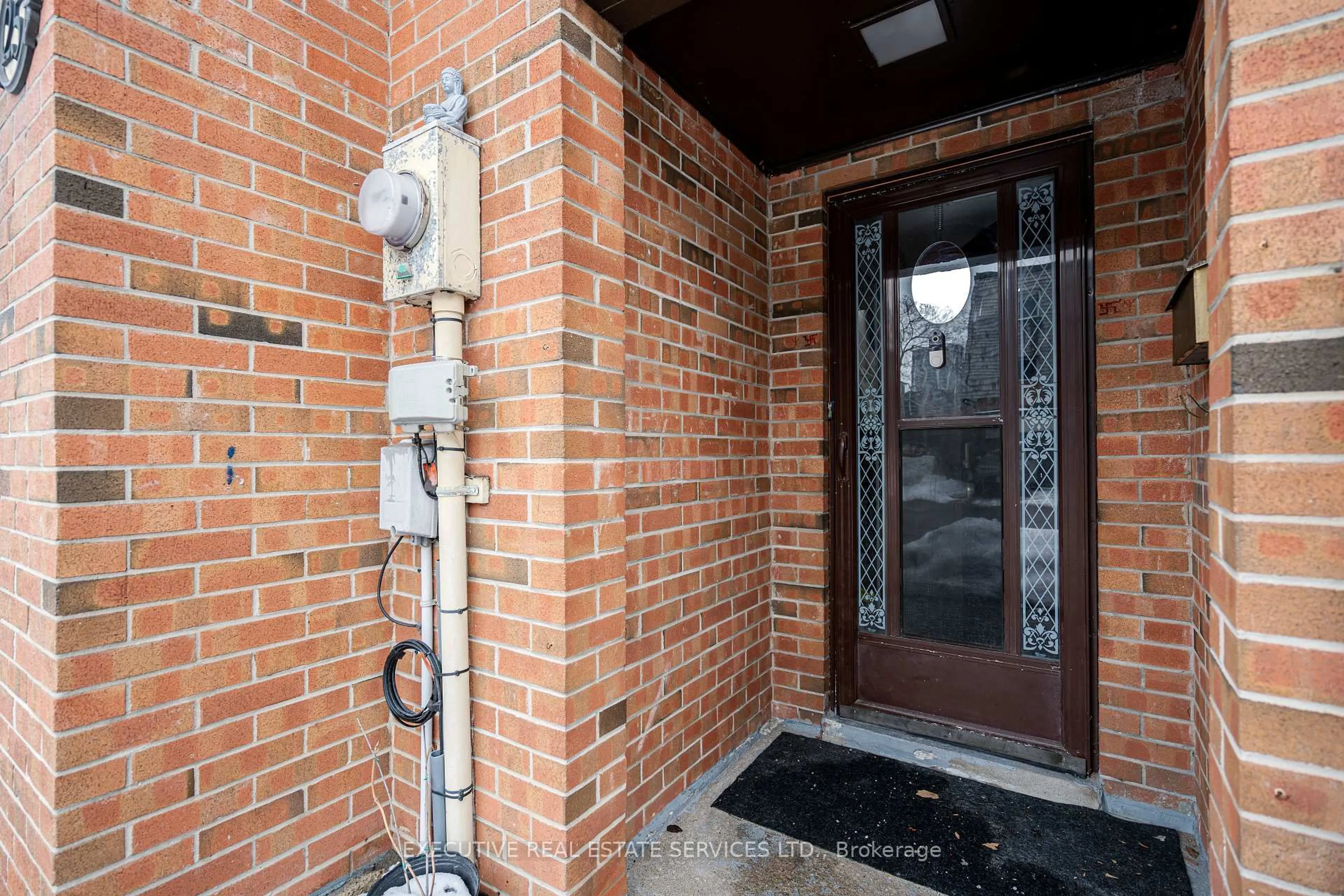 Unknown for 25 Briar Path, Brampton Ontario L6T 2A2