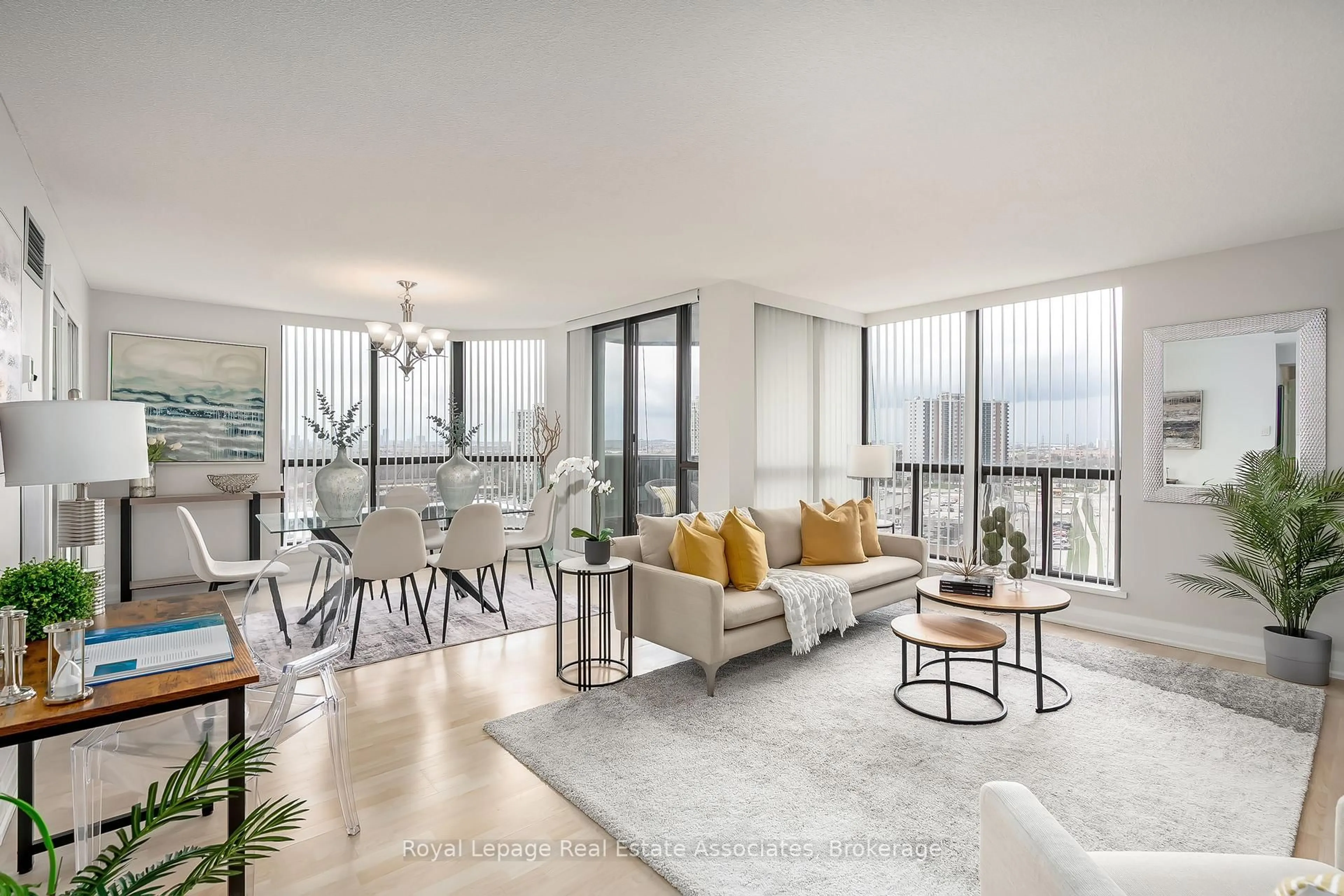 Living room with furniture, unknown for 1155 Bough Beeches Blvd #909, Mississauga Ontario L4W 4N2