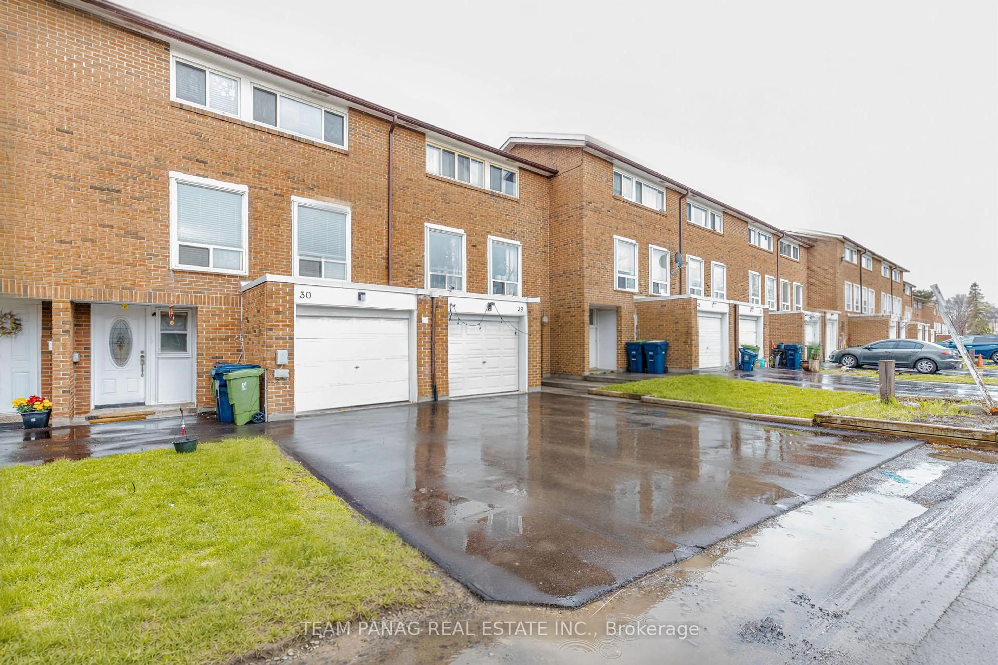 A pic from outside/outdoor area/front of a property/back of a property/a pic from drone, street for 9 Kendleton Dr #30, Toronto Ontario M9V 1T6