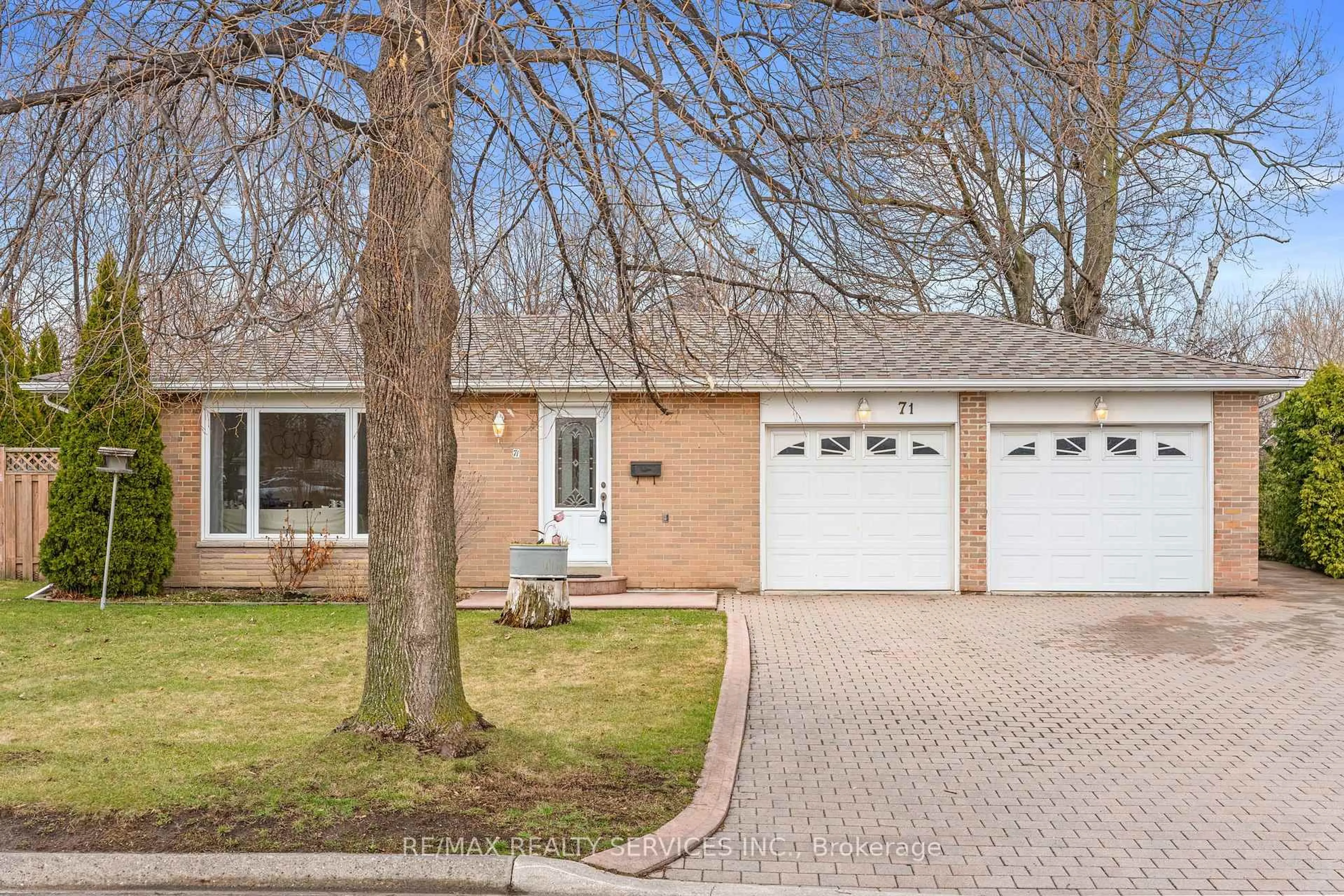 Home with brick exterior material, street for 71 Belmont Dr, Brampton Ontario L6T 2K5