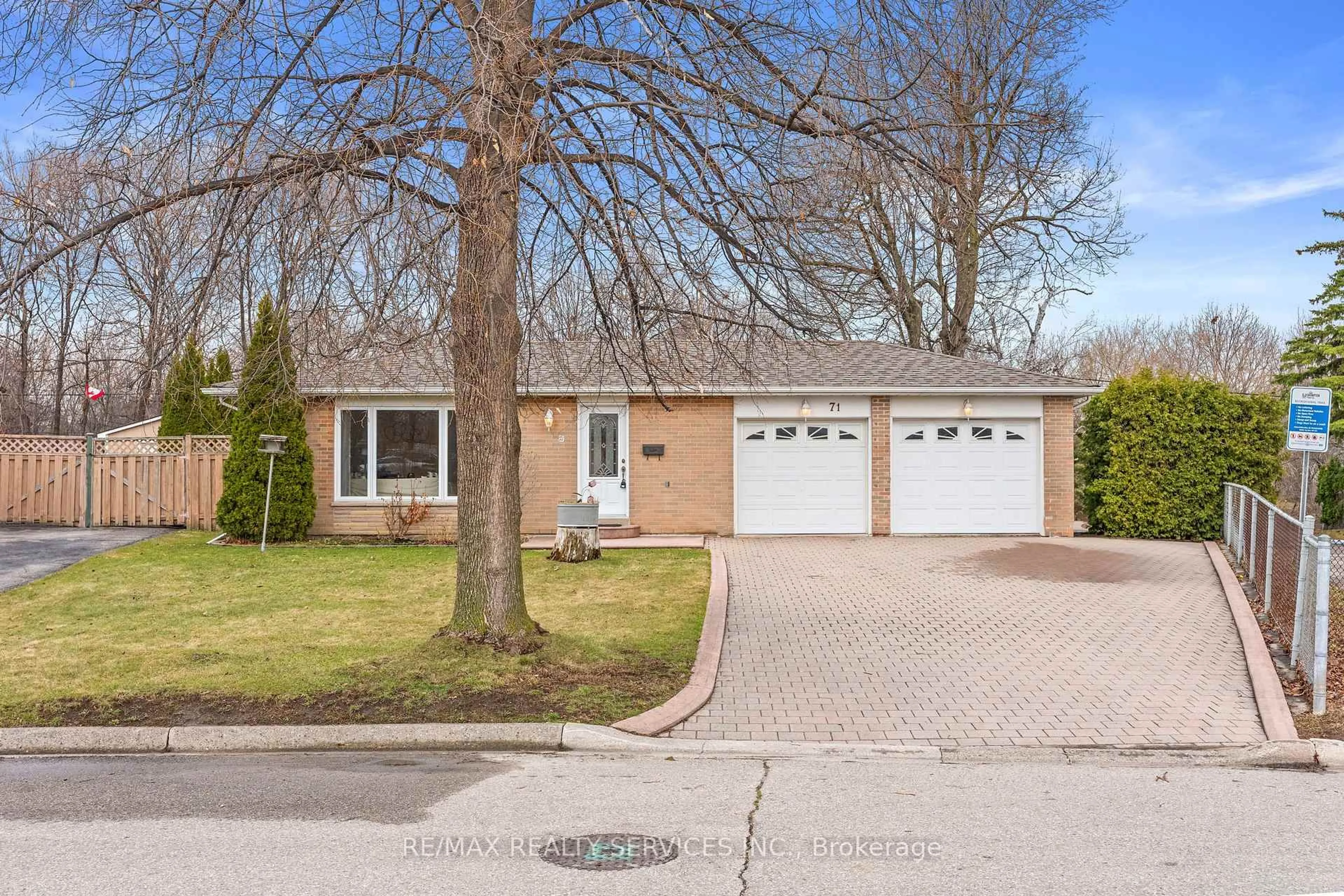 Home with brick exterior material, street for 71 Belmont Dr, Brampton Ontario L6T 2K5