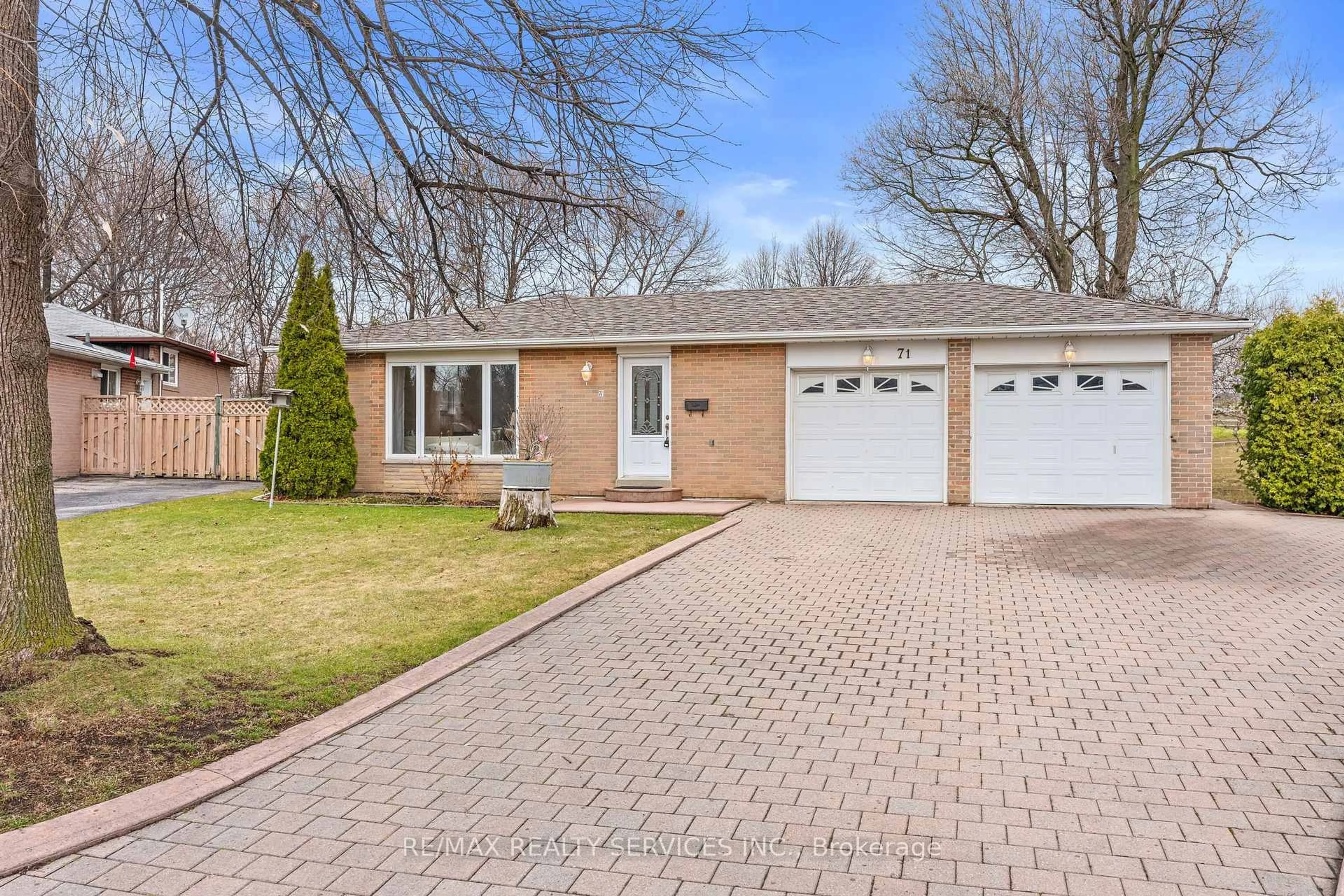 Home with brick exterior material, street for 71 Belmont Dr, Brampton Ontario L6T 2K5