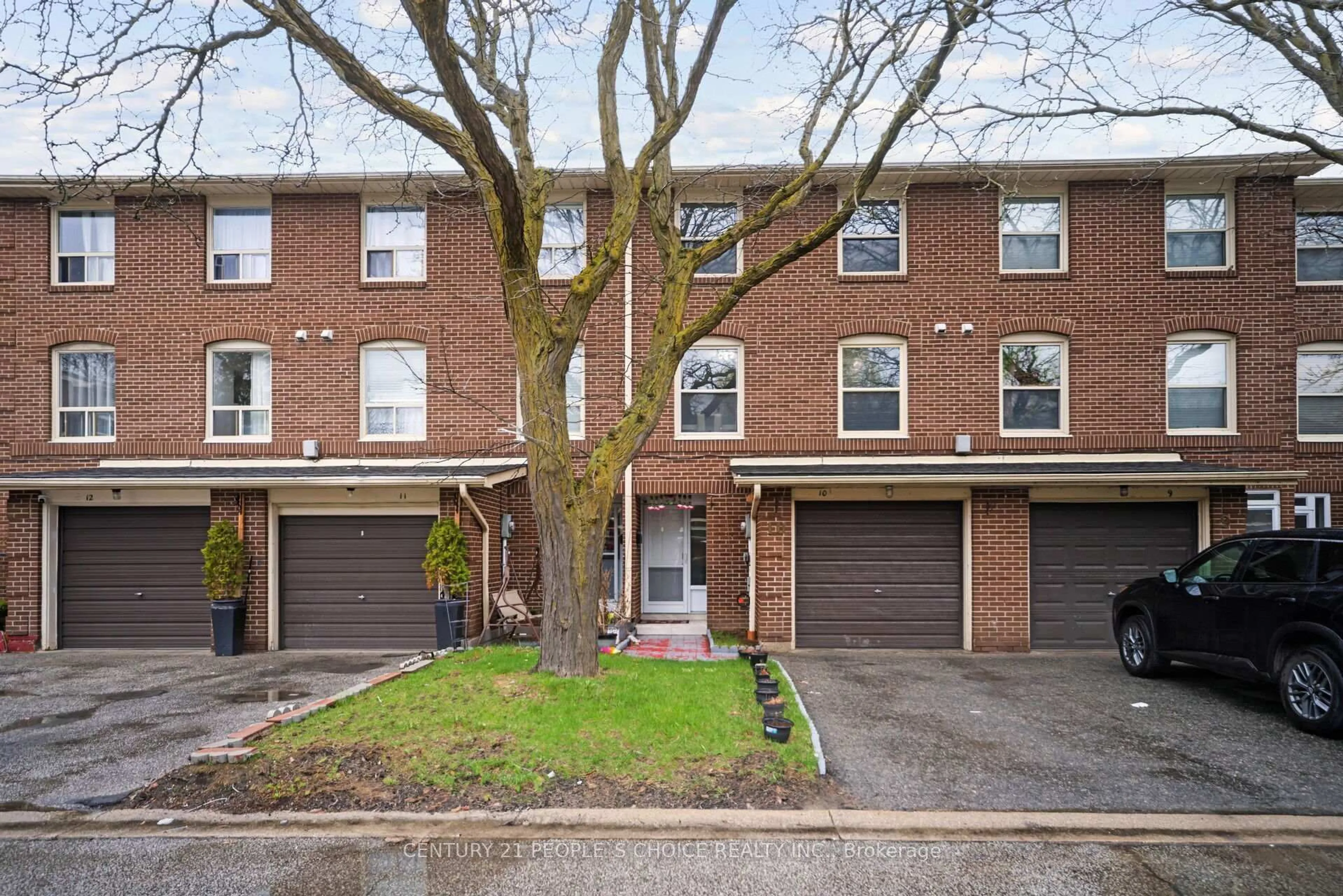 Unknown for 10 Eden Park Dr, Brampton Ontario L6T 3A5