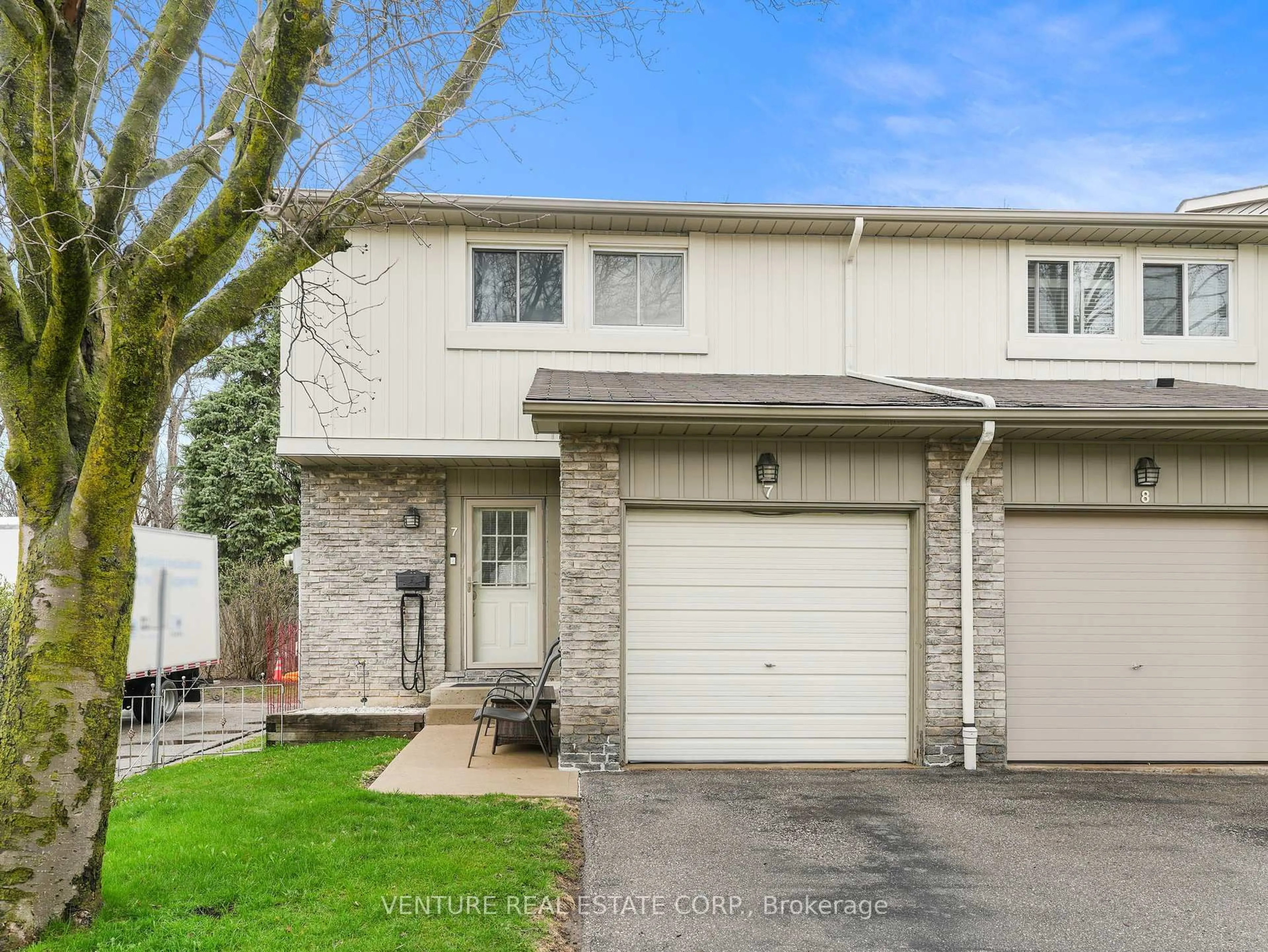 Unknown for 6779 Glen Erin Dr #7, Mississauga Ontario L5N 2C1