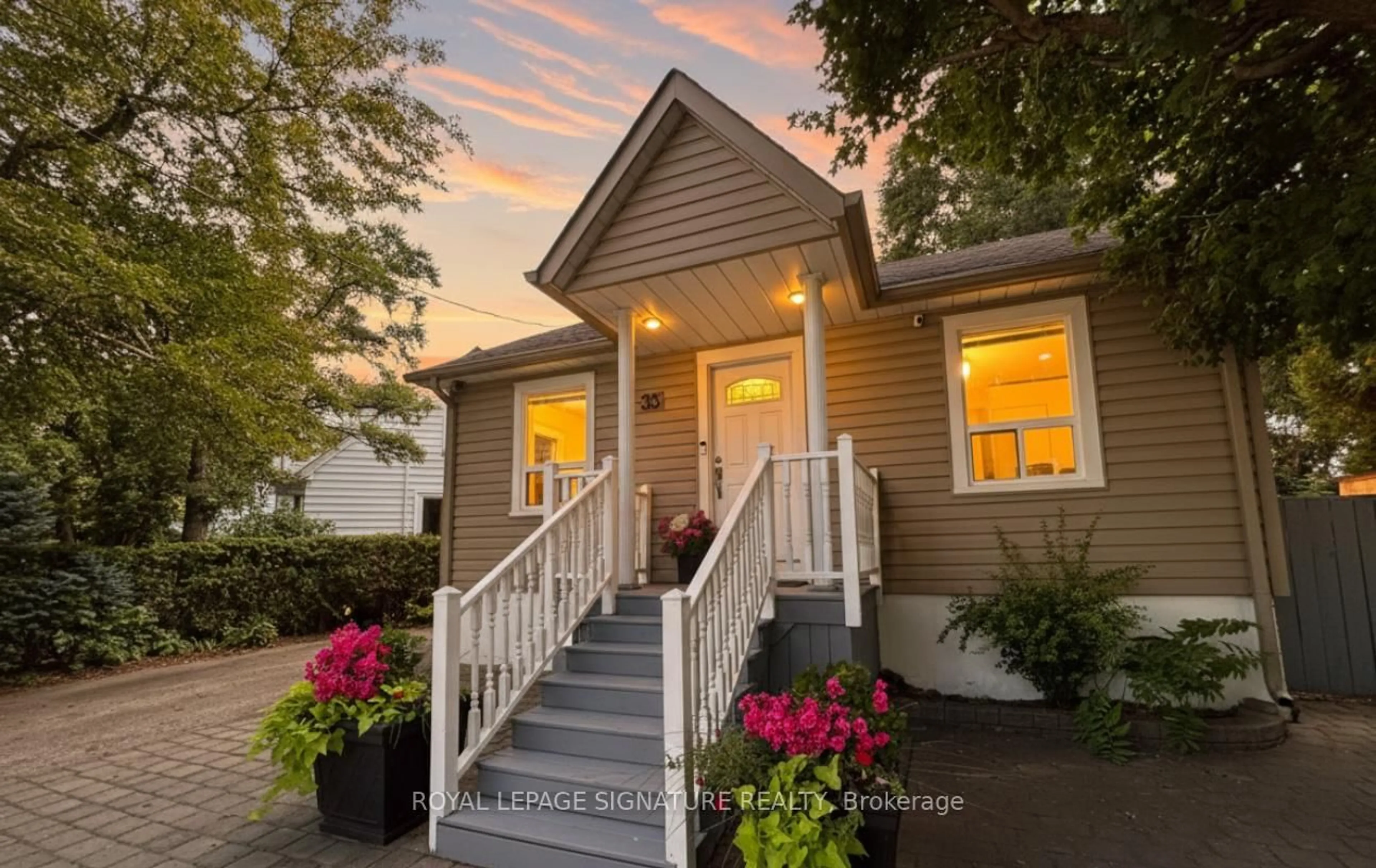 Unknown for 33 Cochrane Dr, Toronto Ontario M8Z 3Z4