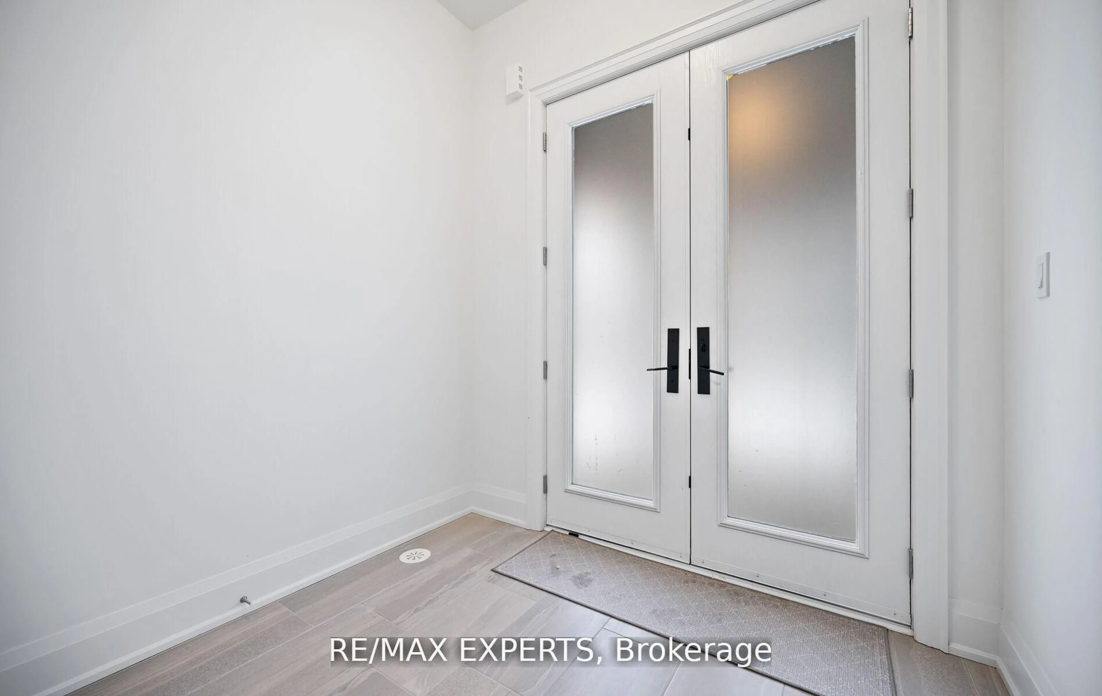 Unknown for 3304 Azam Way, Oakville Ontario L6M 4K1