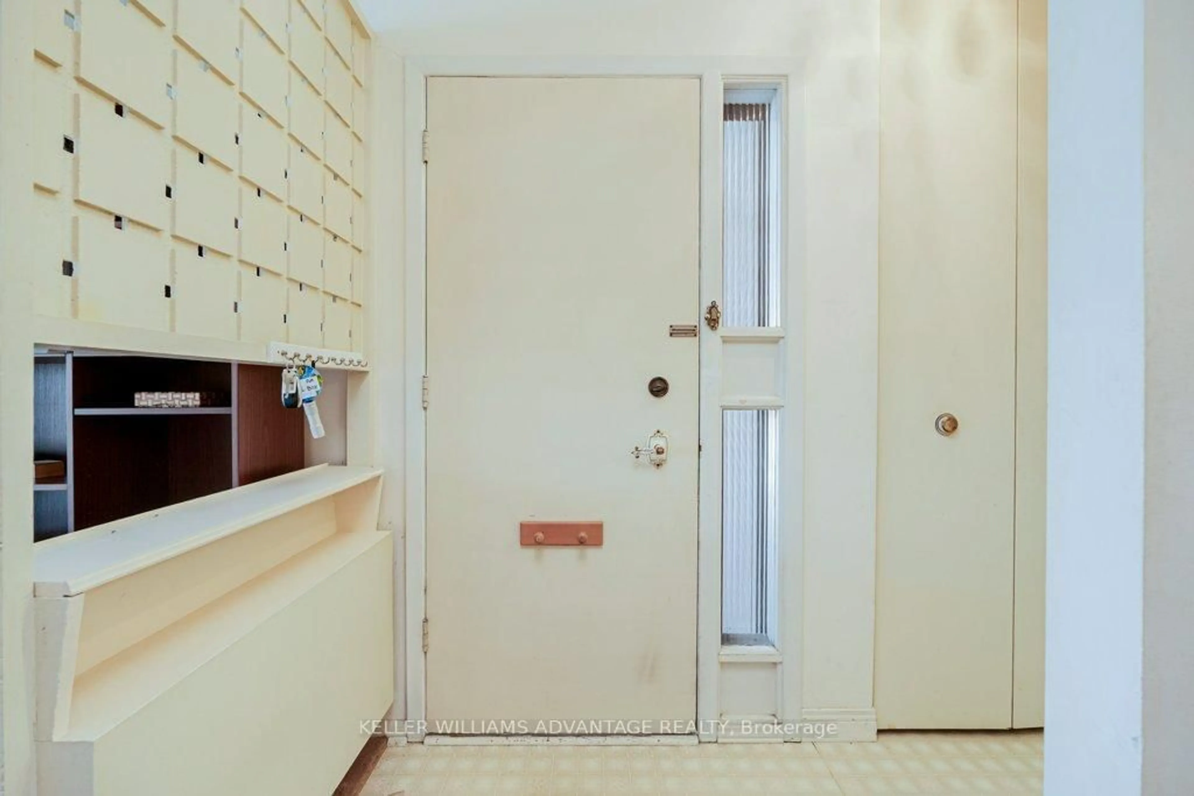 Unknown for 1188 WESTERDAM Rd, Mississauga Ontario L4Y 2H4