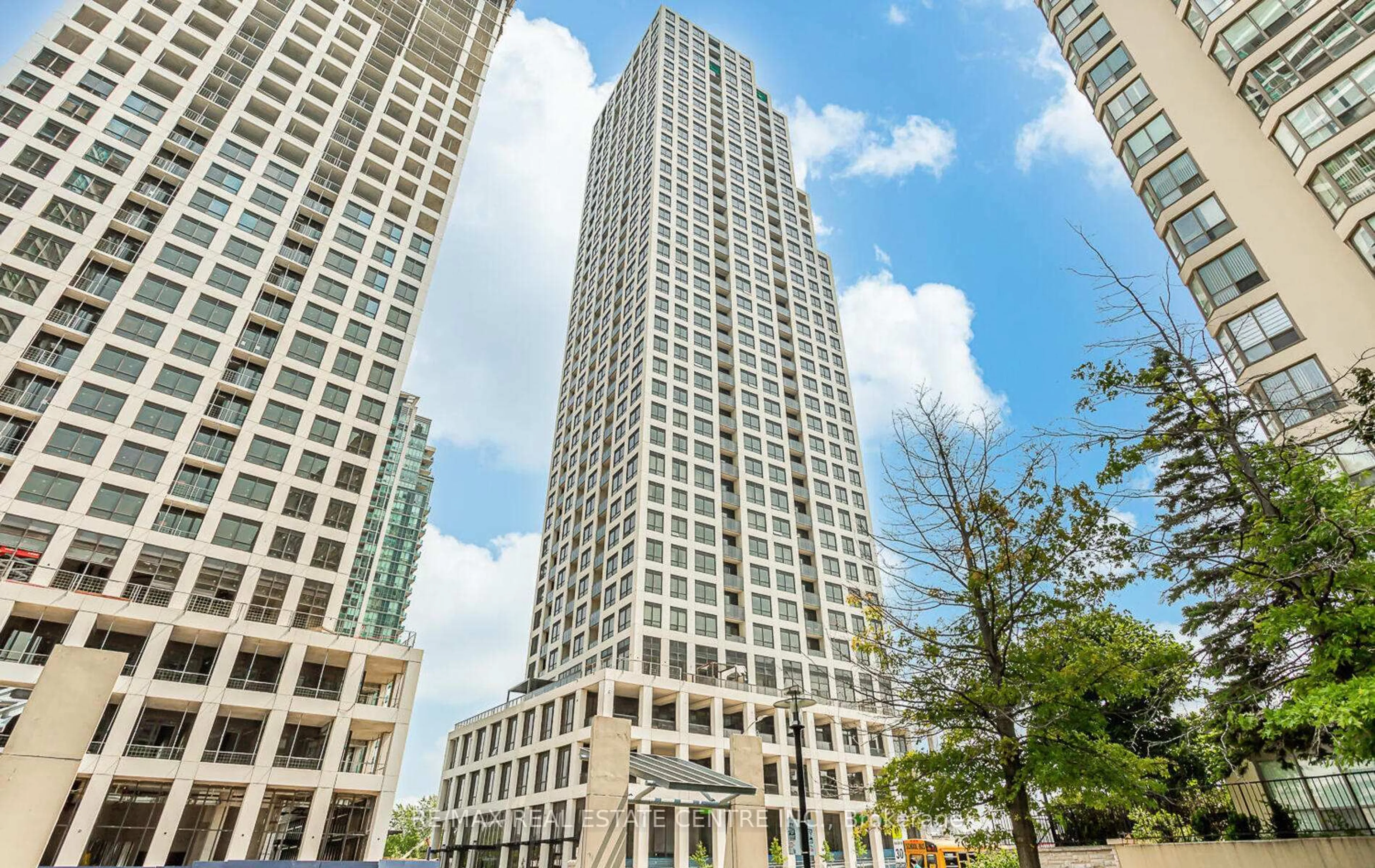 Unknown for 36 Elm Dr #1610, Mississauga Ontario L5B 1L9