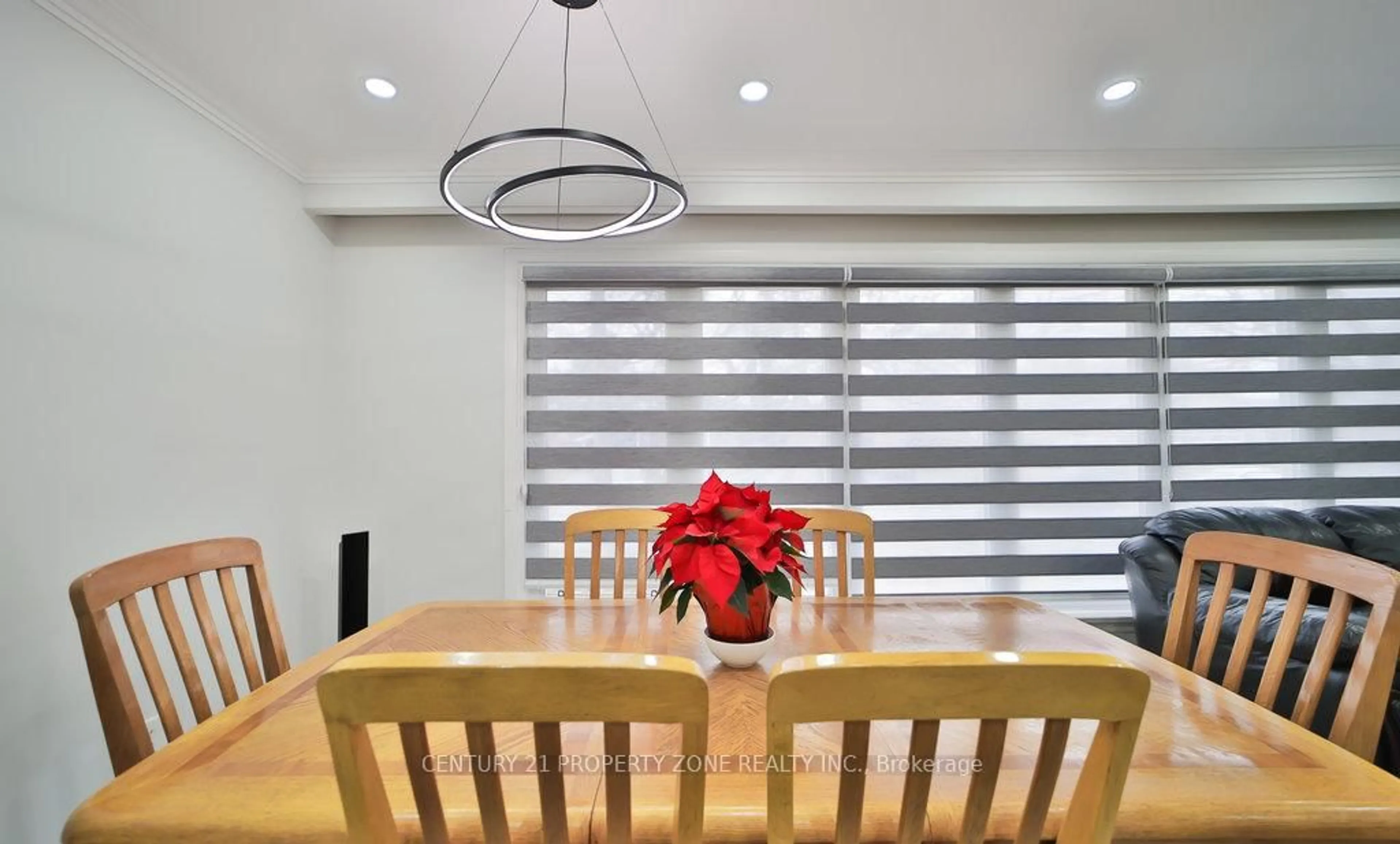 Dining room, unknown for 47 Brisco St, Brampton Ontario L6V 1X1