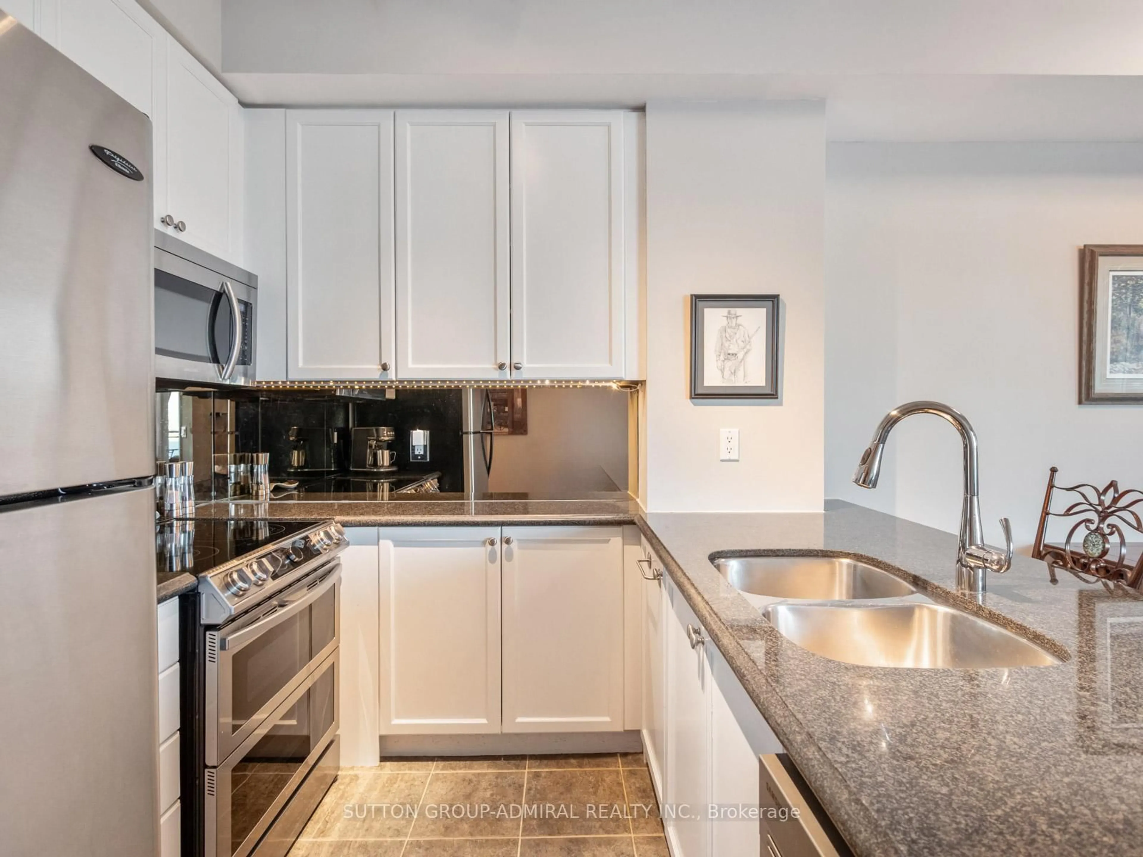 Standard kitchen, ceramic/tile floor for 2121 Lake Shore Blvd #2304, Toronto Ontario M8V 4E9
