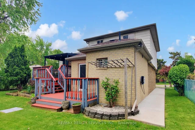 53 Geneva Cres, Brampton 5
