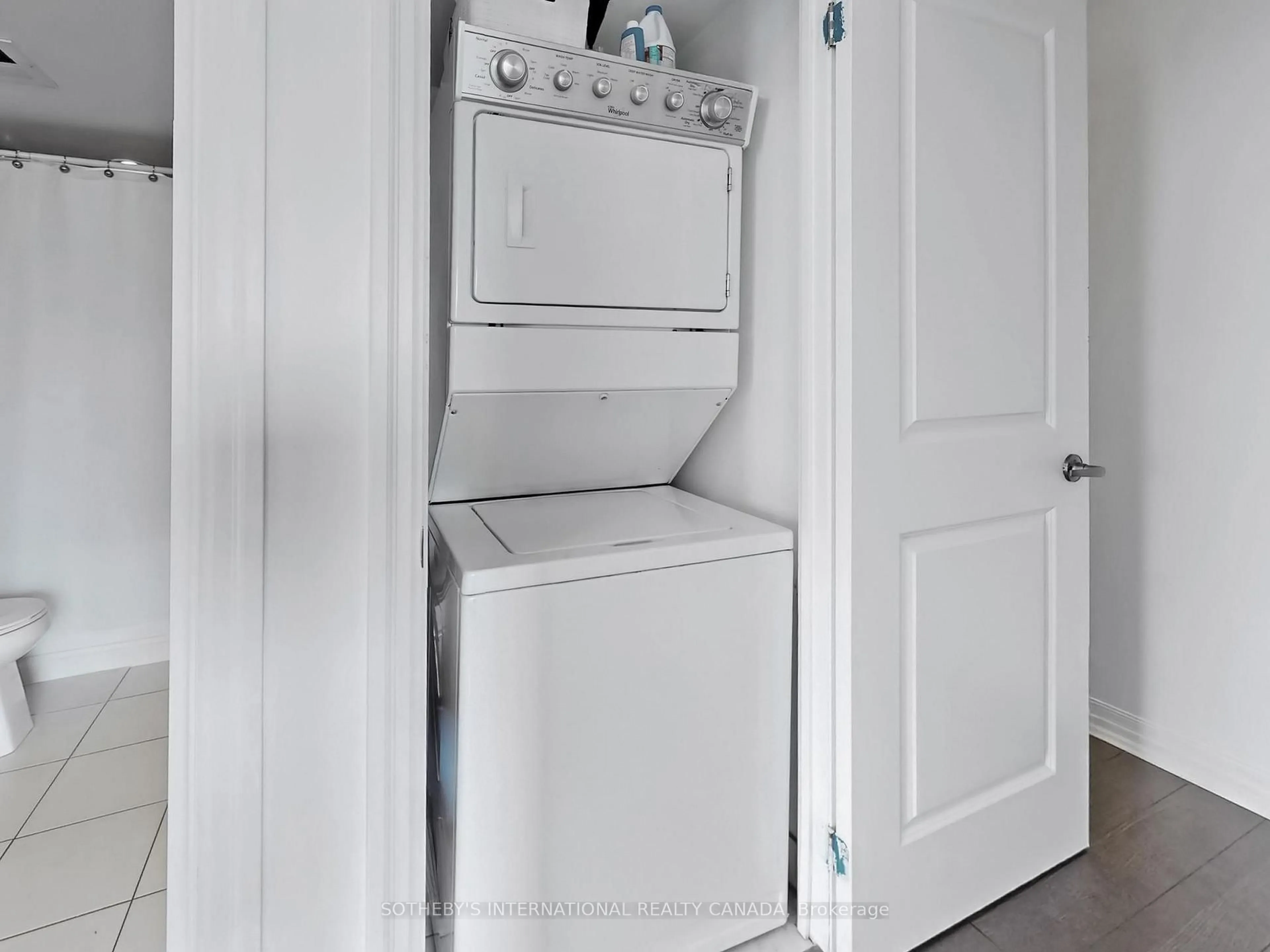 Laundry room for 80 Esther Lorrie Dr #1018, Toronto Ontario M9W 0C6