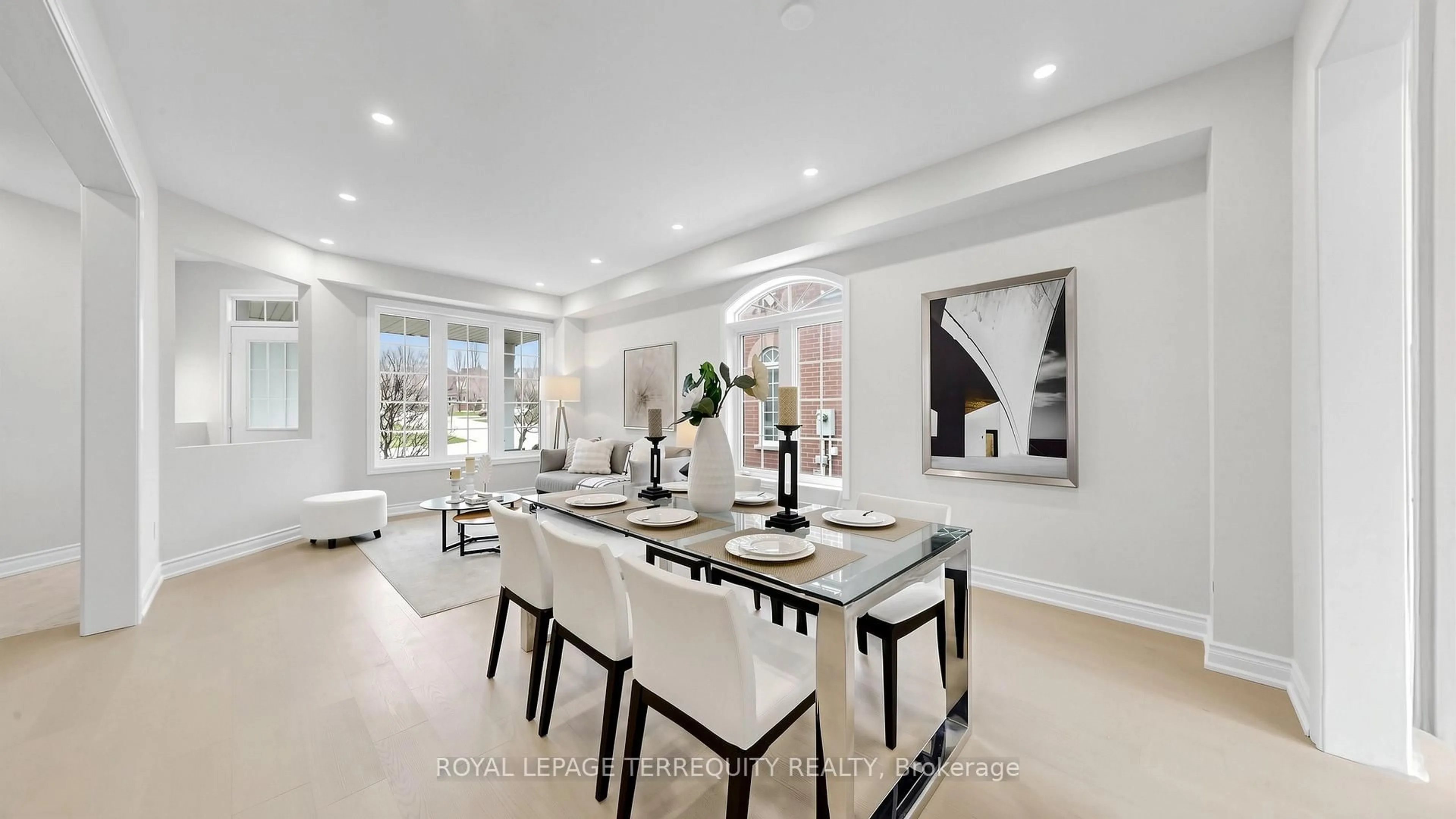 Dining room, unknown for 7146 Baskerville Ru, Mississauga Ontario L5W 1W3
