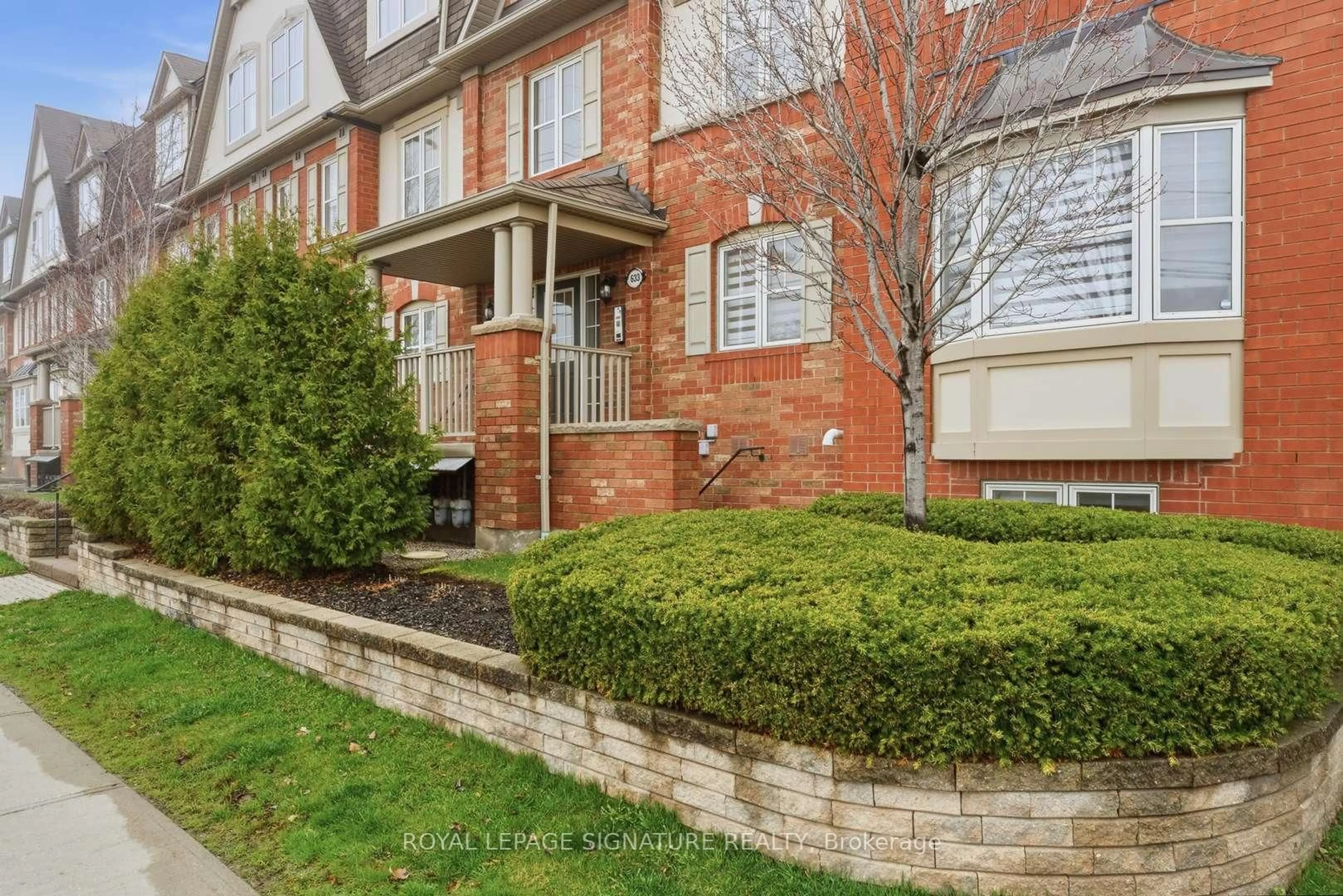 Unknown for 633 Dundas St #5, Mississauga Ontario L5B 0B5