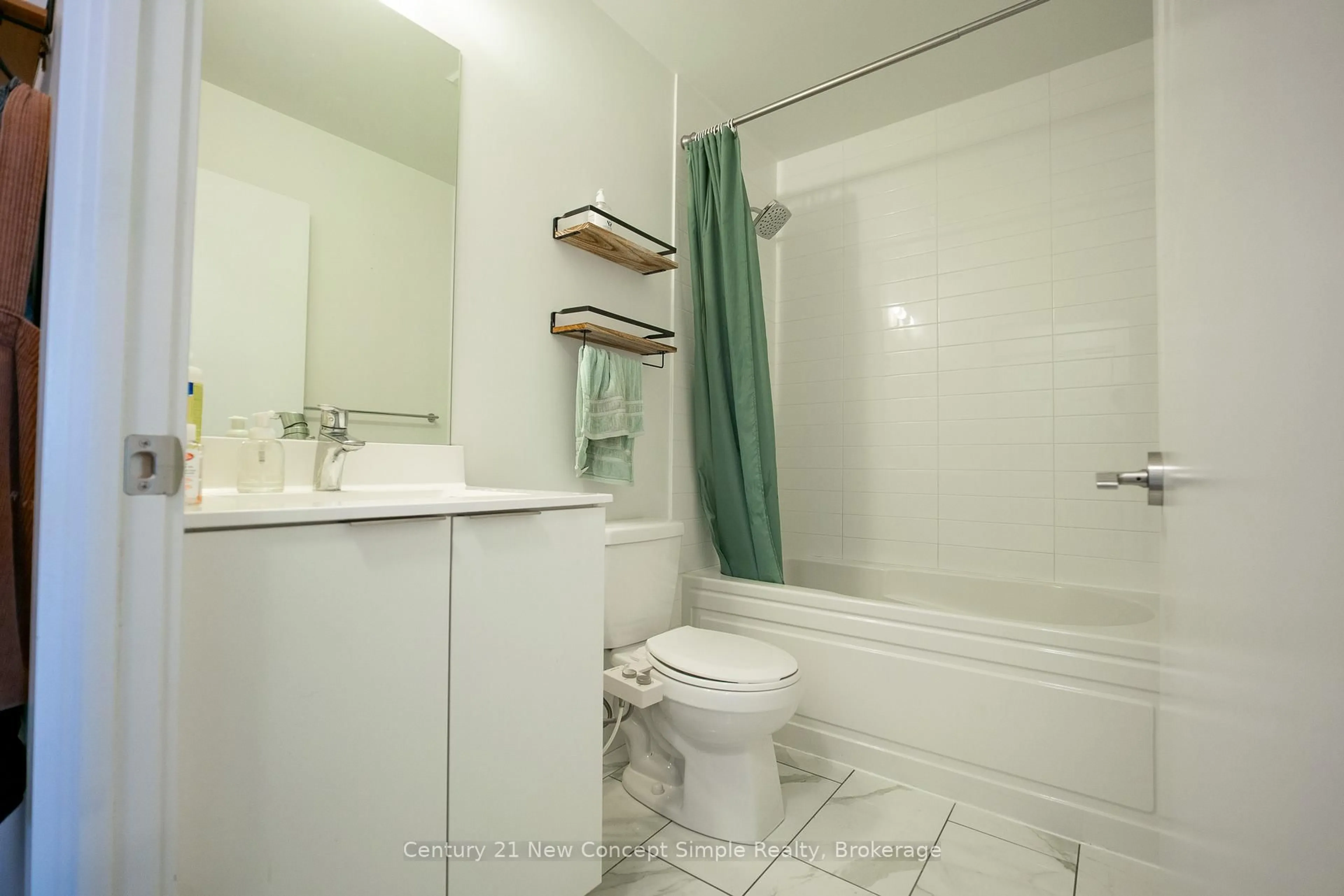 Standard bathroom, unknown for 20 Shore Breeze Dr #1209, Toronto Ontario M8V 0C7