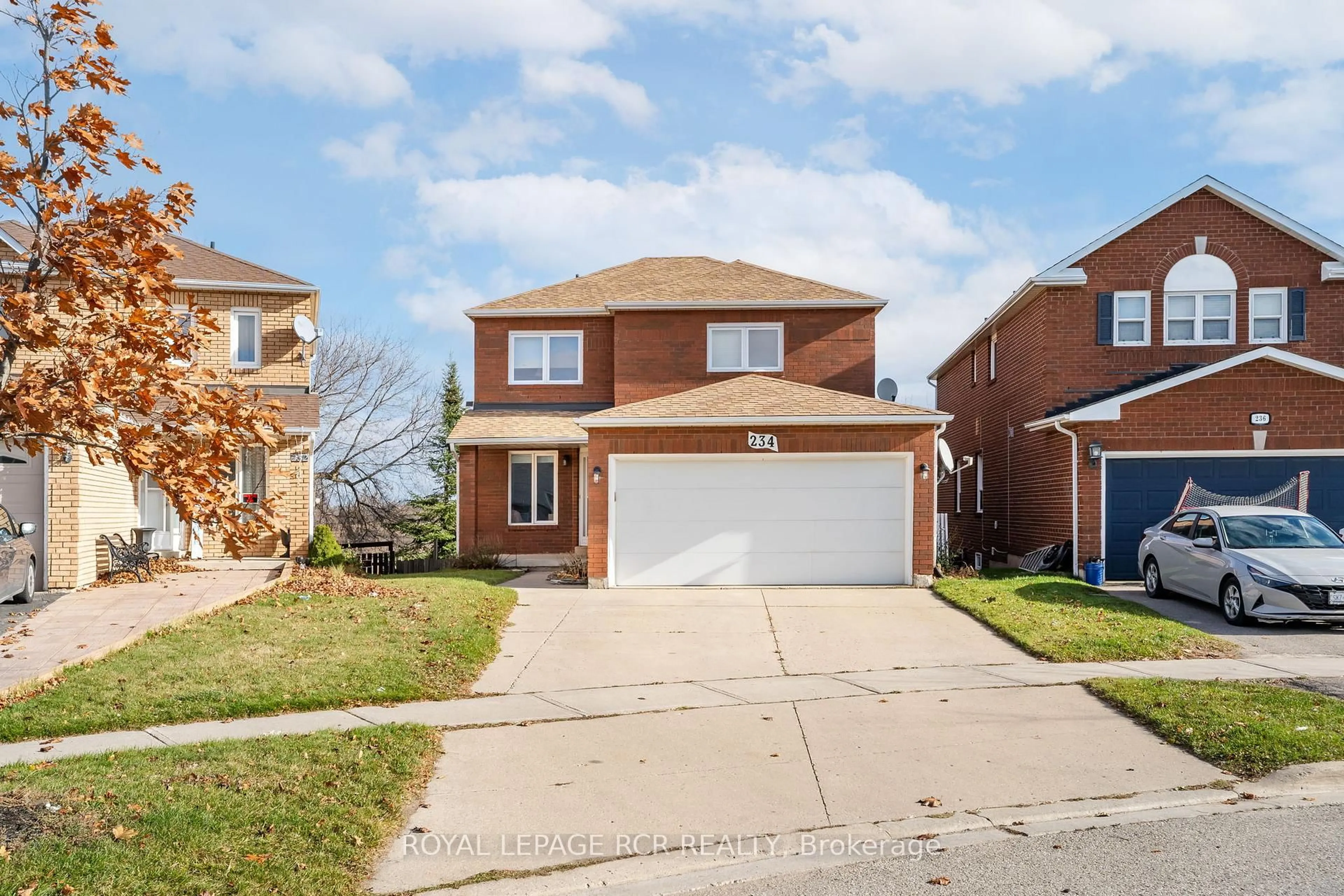 Home with brick exterior material, street for 234 Howard Cres, Orangeville Ontario L9W 4W6